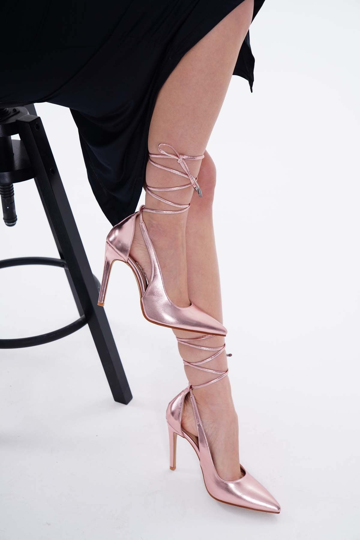 La limar 10.5 Cm Bilekten Bağlamalı Rose Stiletto Topuklu Ayakkabı 2194
