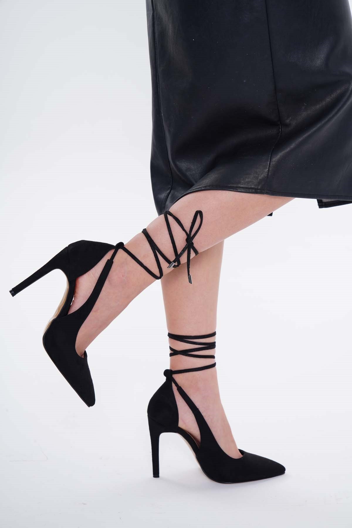 La limar 10.5 Cm Bilekten Bağlamalı Siyah Süet Stiletto Topuklu Ayakkabı