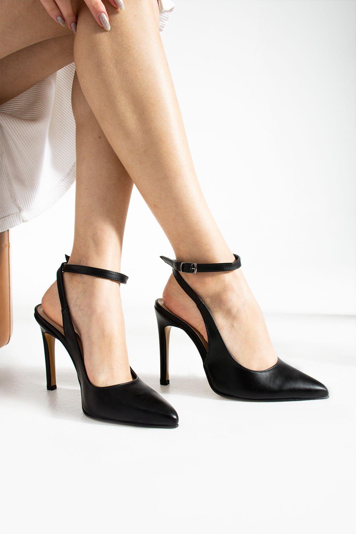 La limar 10.5 cm siyah bilekten bağlamalı stiletto topuklu ayakkabı 2191