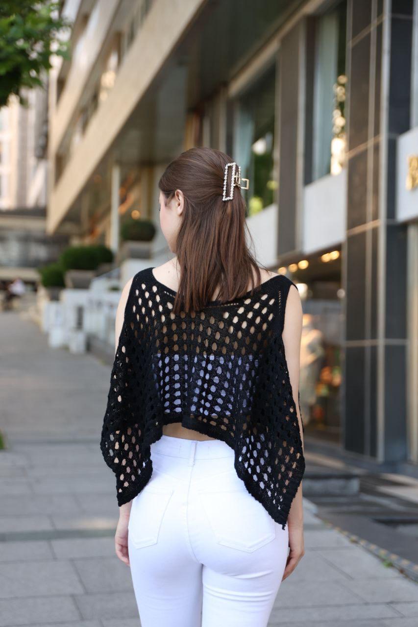 Siyah Crop