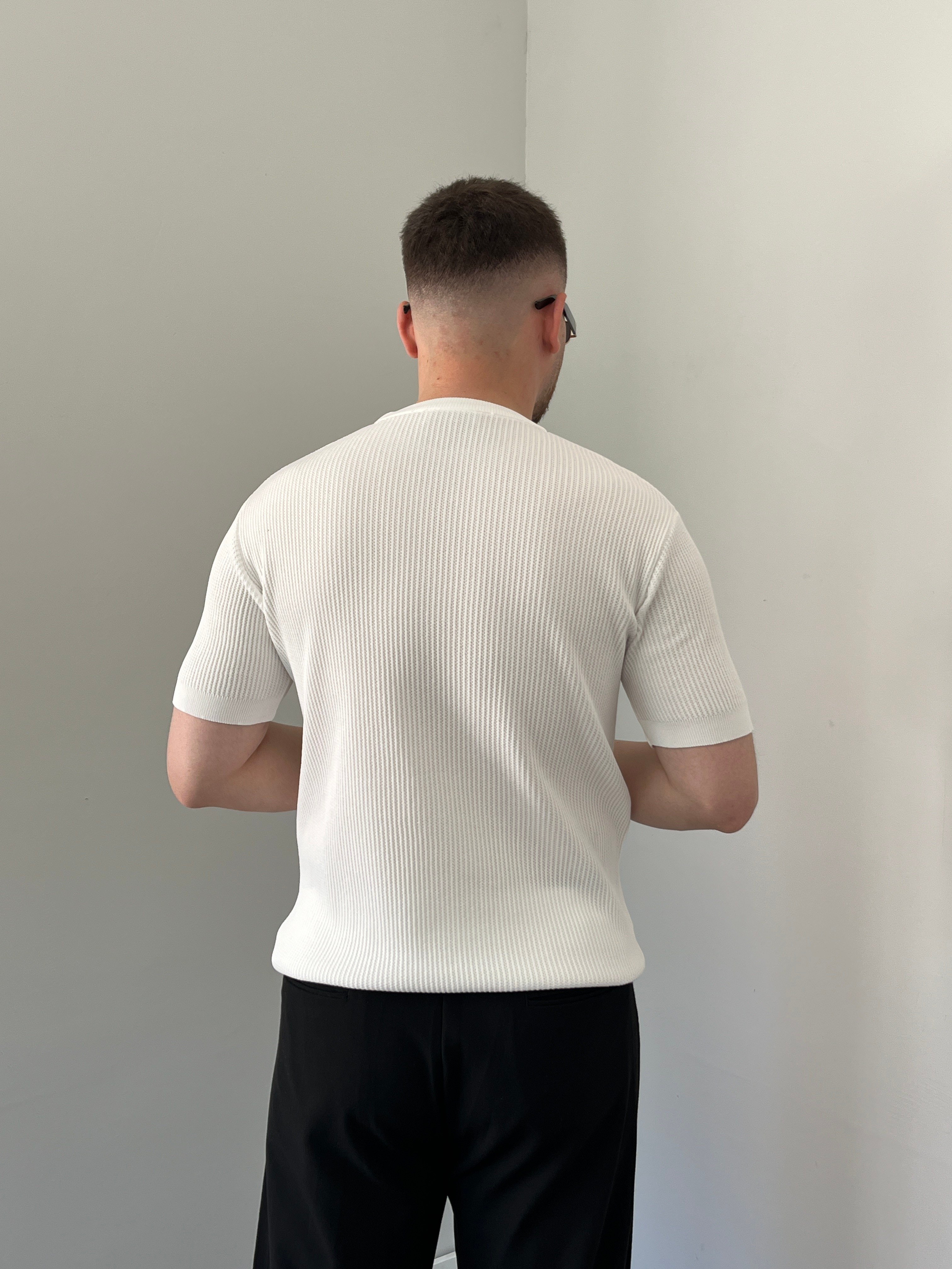 Bisiklet Yaka Örgü .Desen Triko Tshirt Beyaz