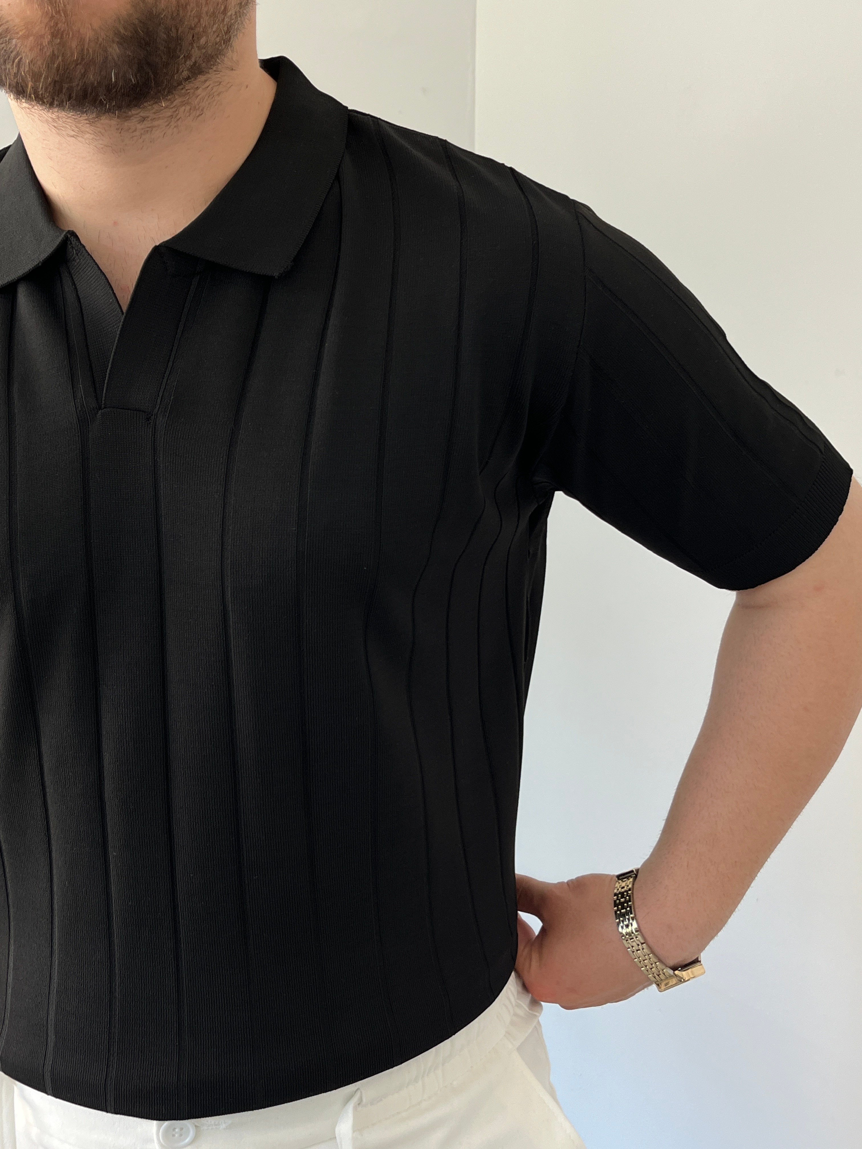 Premium Dokulu Dikey Çizgili Triko Tişört Siyah