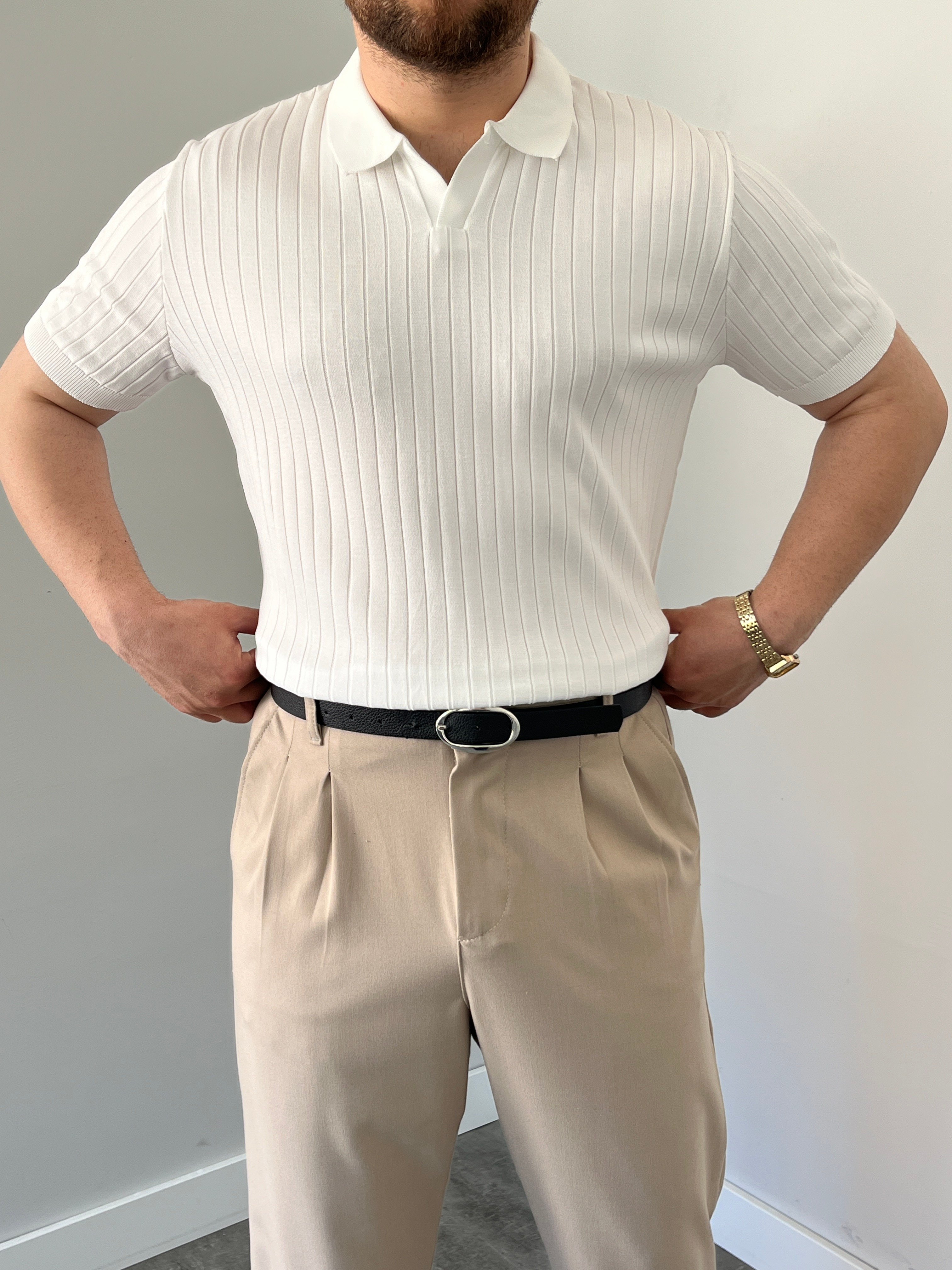Premium Dokulu Hemşire Yaka Triko Tişört Beyaz