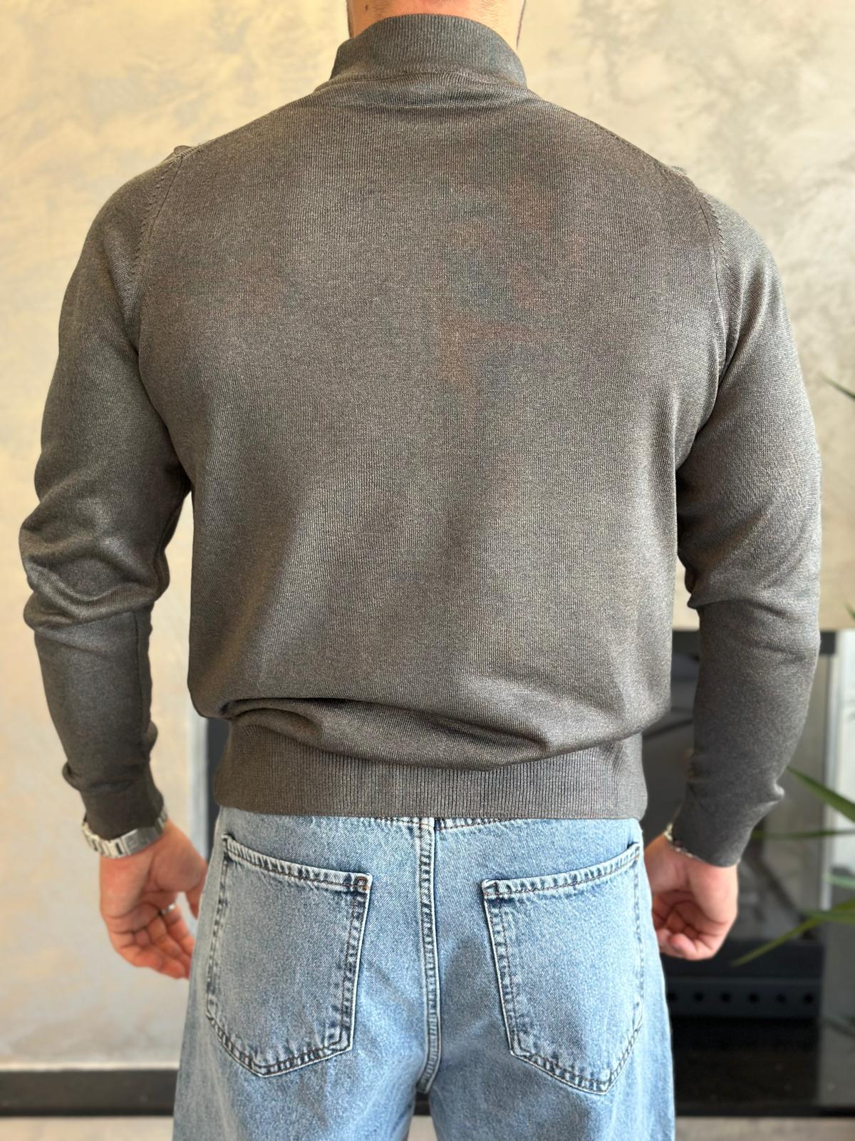 Erkek Regular Fit Yarım Balıkçı Yaka Triko Kazak Gri Eca042