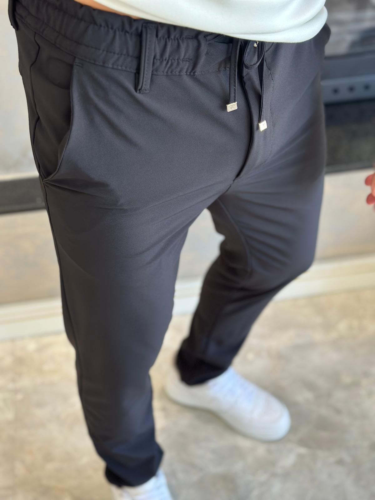 Erkek Slim Fit Kalıp Beli Lastikli  ve Bağcıklı Paraşüt Kumaş Pantolon Siyah  Eca041