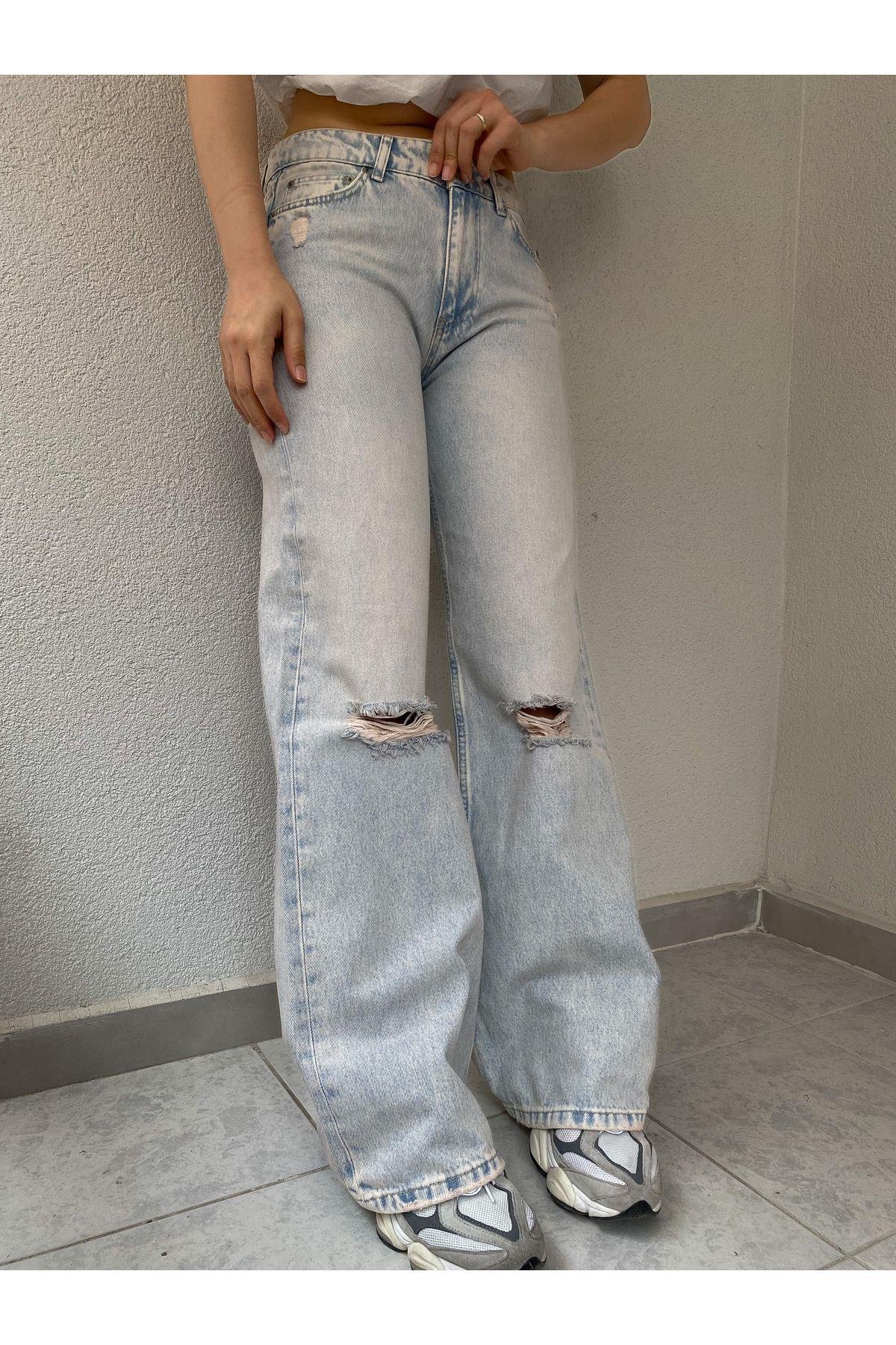 kadın yırtıklı jean