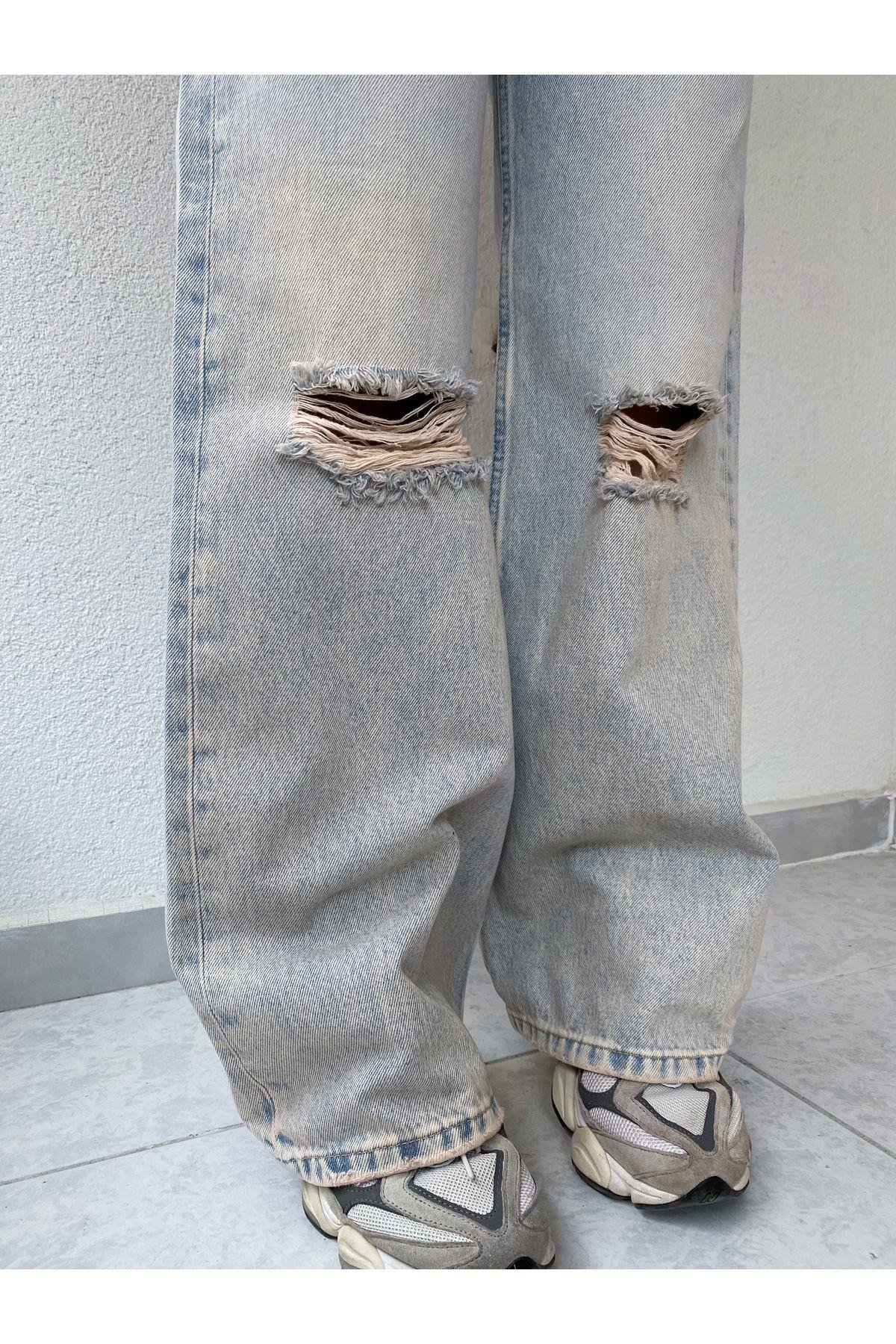 kadın yırtıklı jean