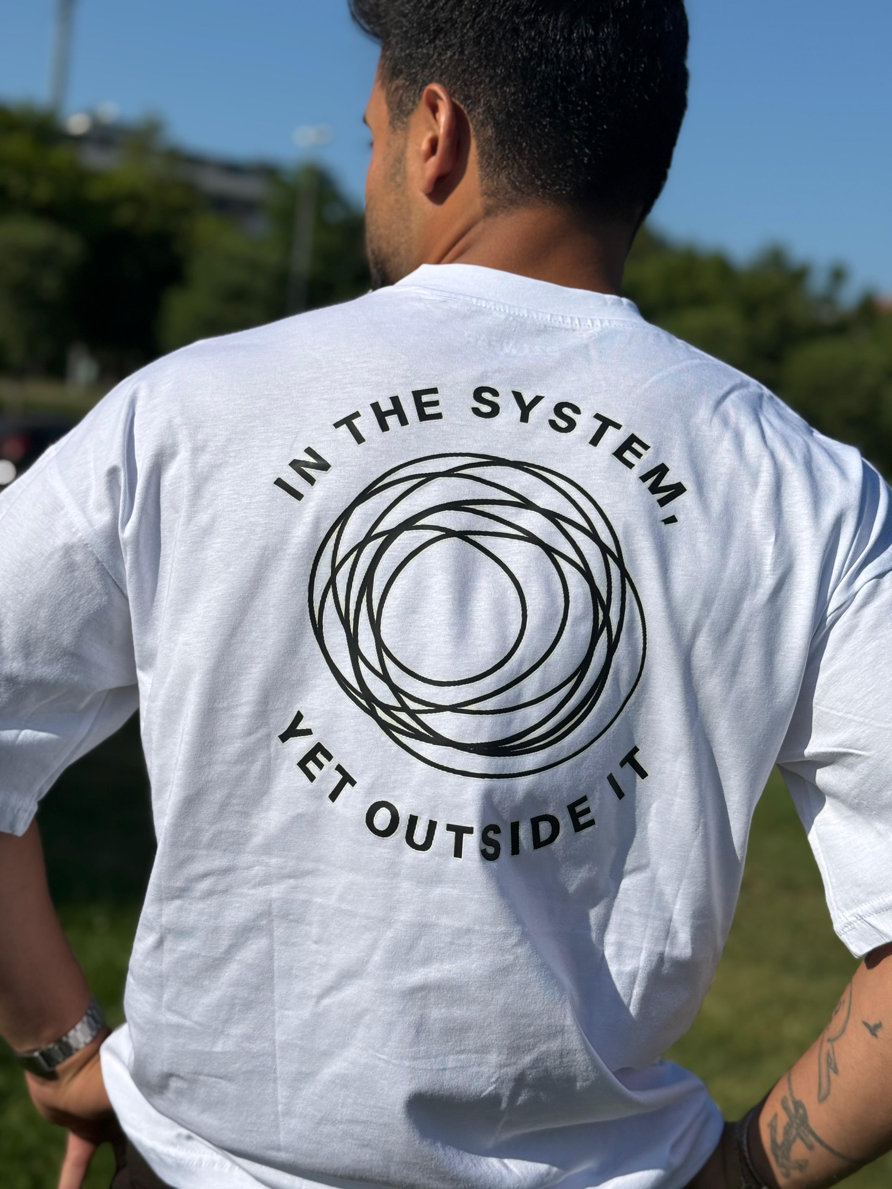 Distort Baskılı Beyaz Regular Kalıp T-Shirt