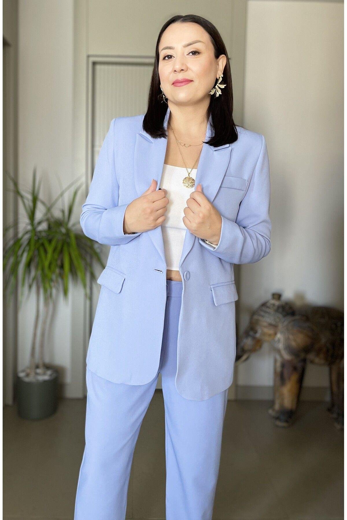 CEP DETAYLI DÜĞMELİ VATKALI BLAZER CEKET
