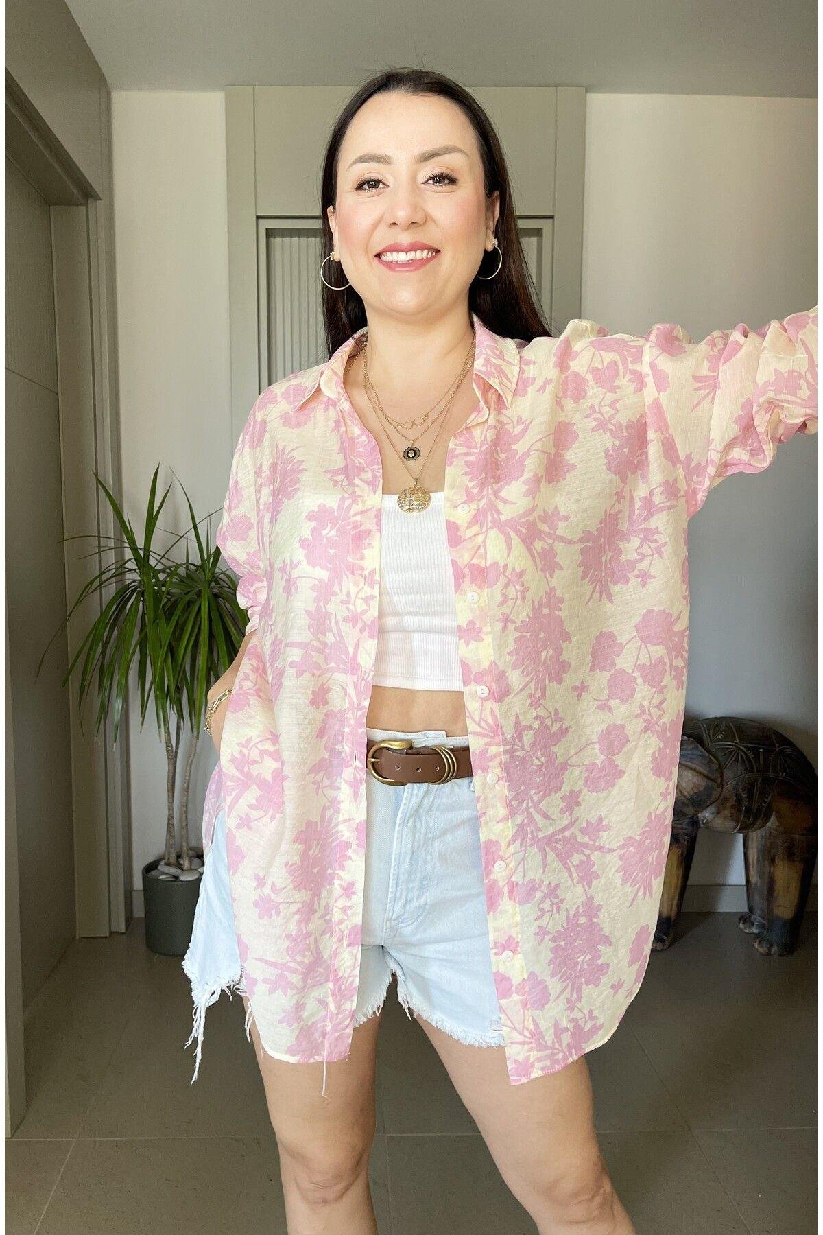 Tülbent Kumaş İnce Oversize Yanı Yırtmaçlı Çiçek Motifli Tiril Gömlek