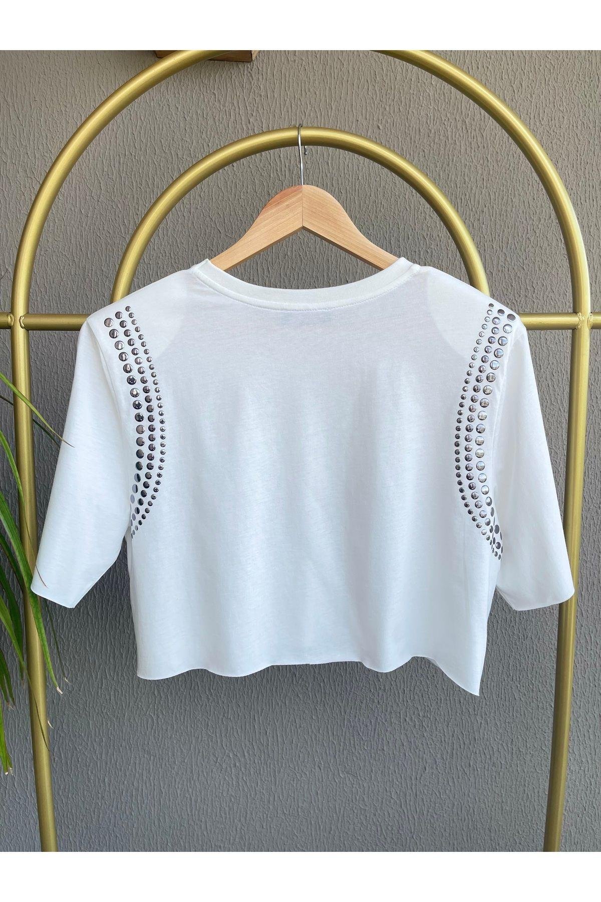 Vatkalı Zımba Detaylı Crop Oversize Tshirt