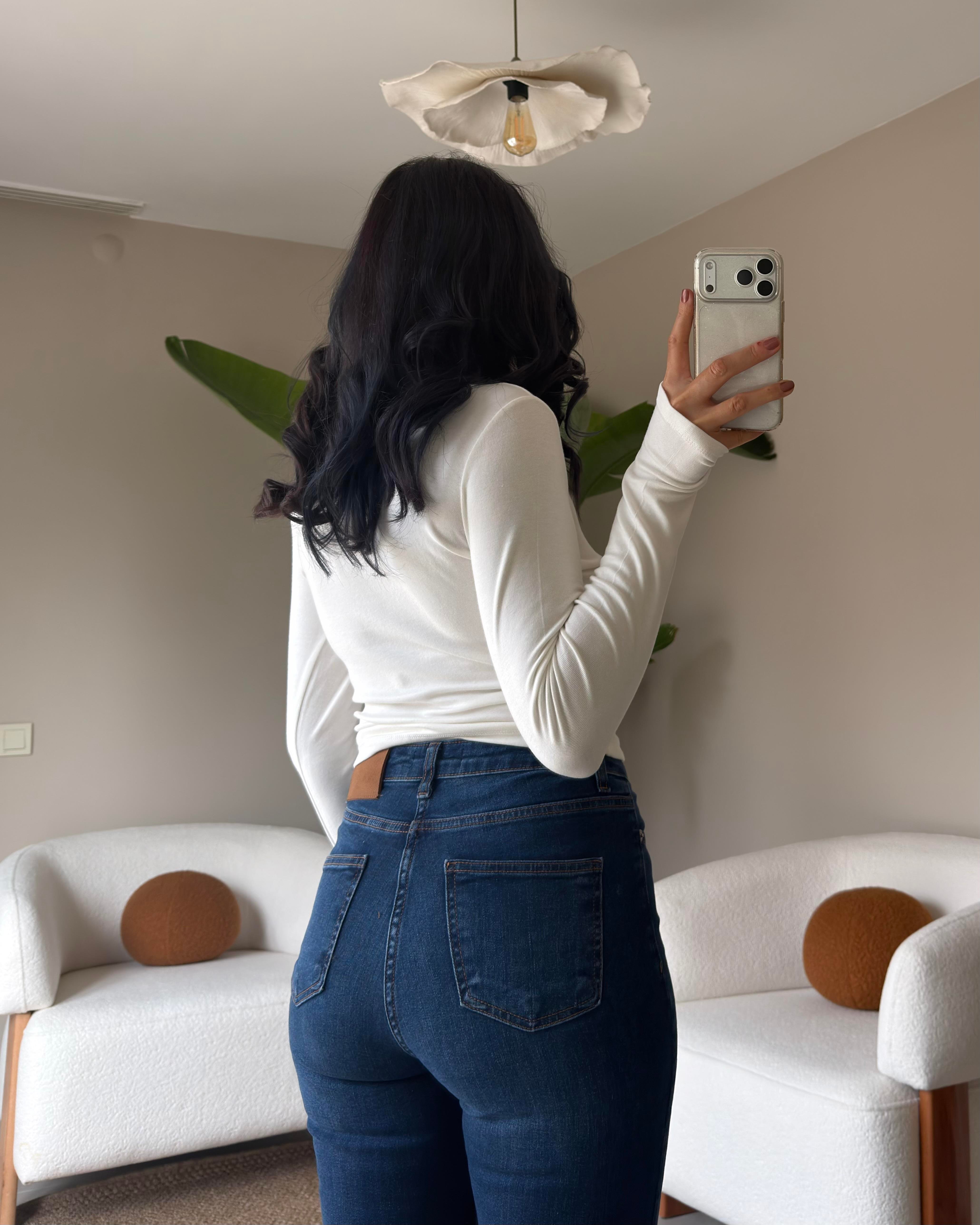 BEYAZ PARMAK GEÇMELİ BODY