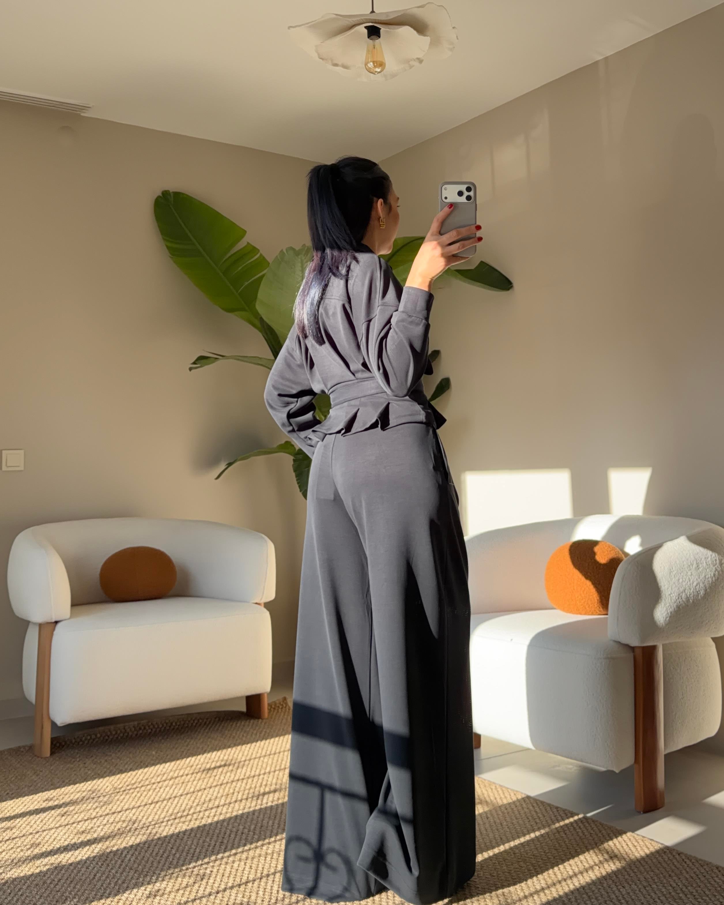 FÜME MODAL KUMAŞ KEMERLİ EŞOFMAN TAKIMI