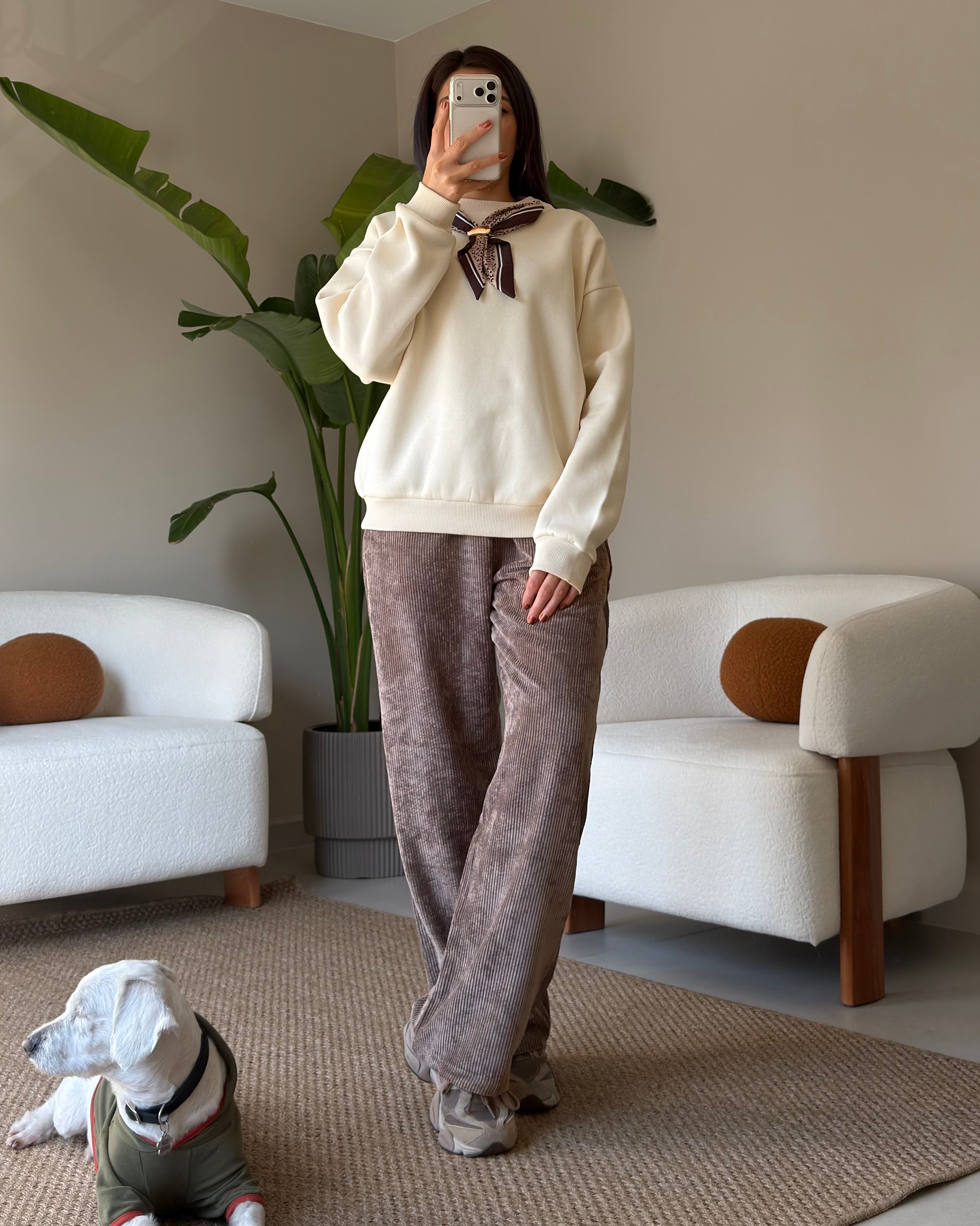 LEOPAR FULARLI EKRU SWEATSHIRT