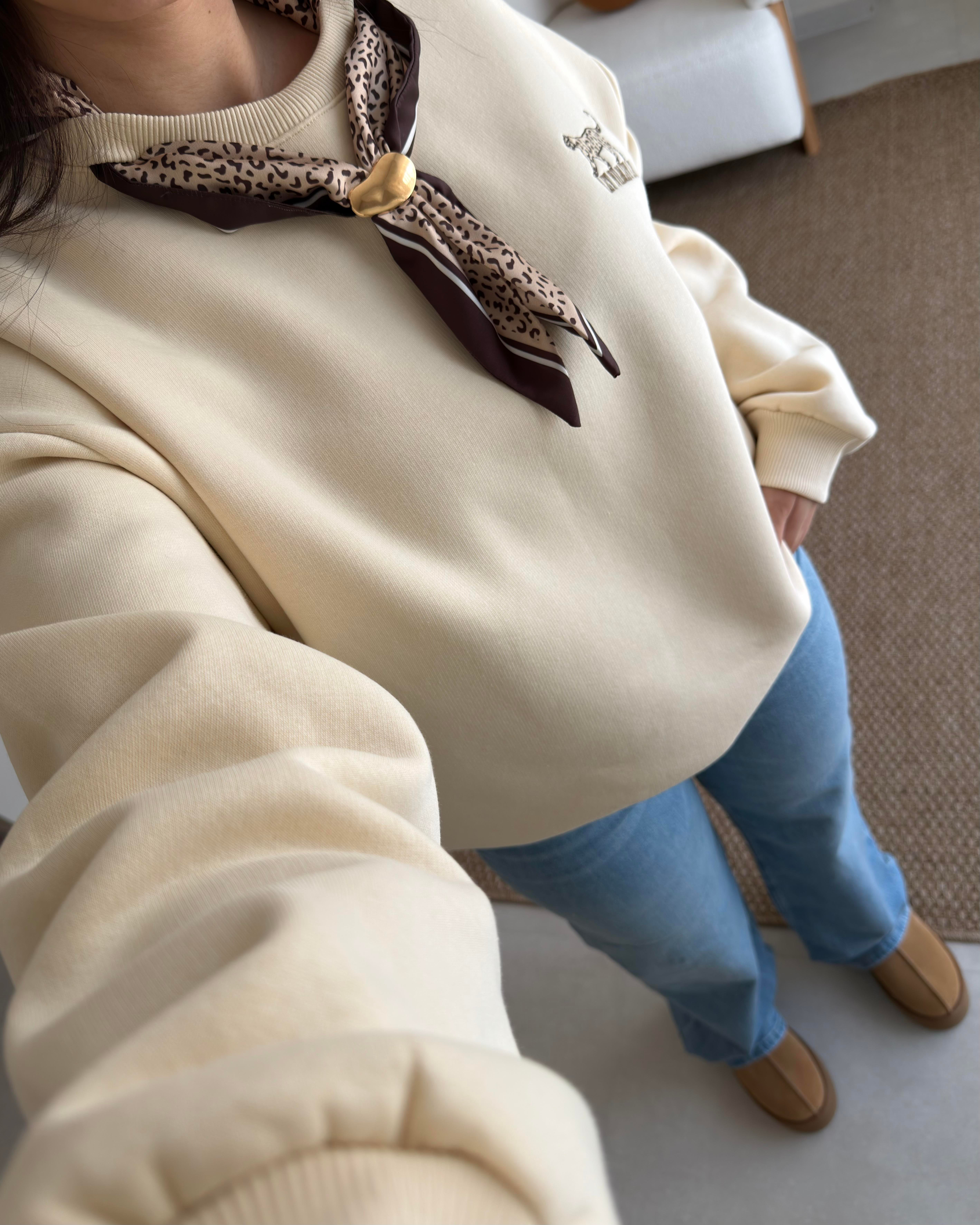 LEOPAR FULARLI SWEATSHIRT