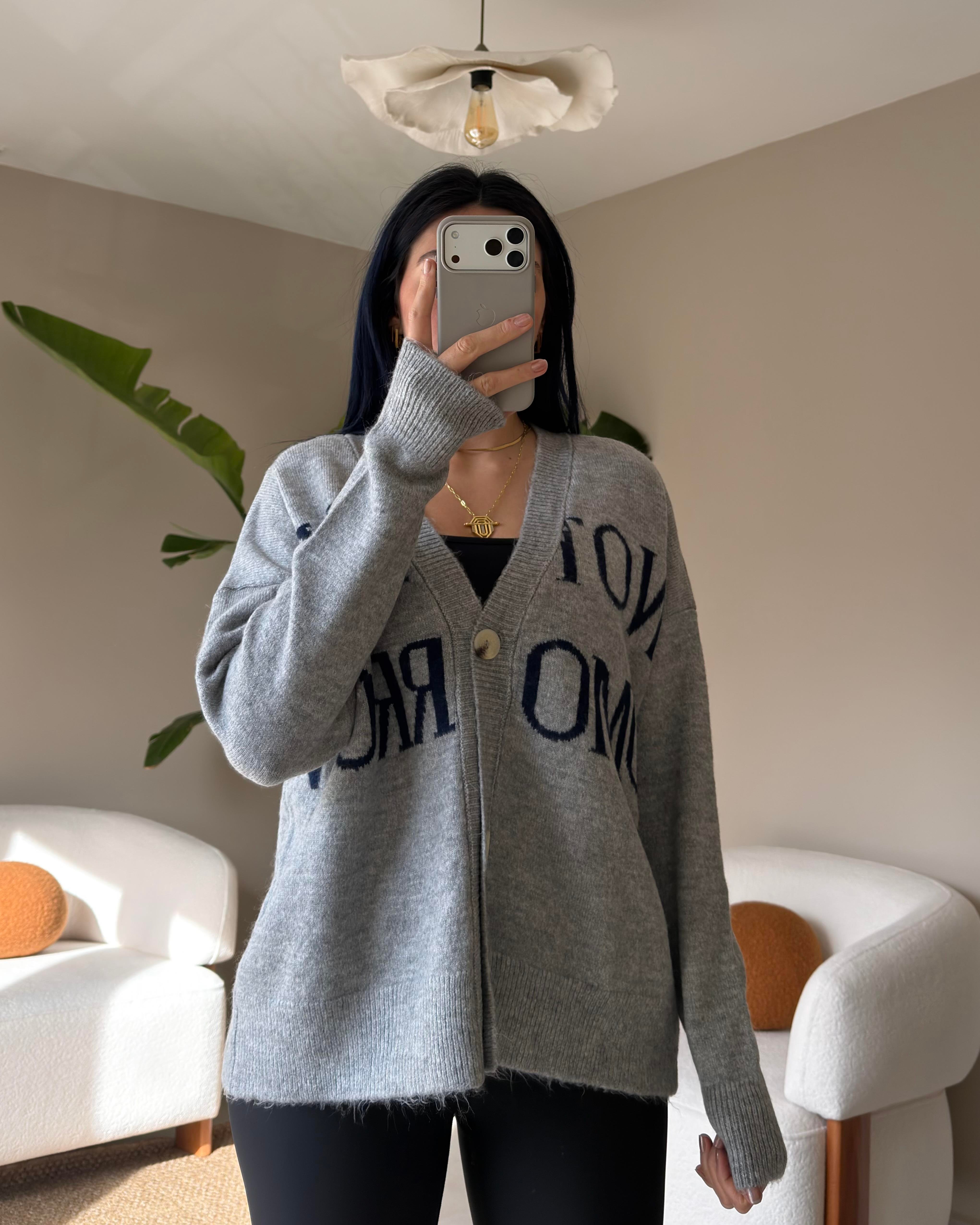 OVERSIZE UZUN KOLLU GRİ HIRKA