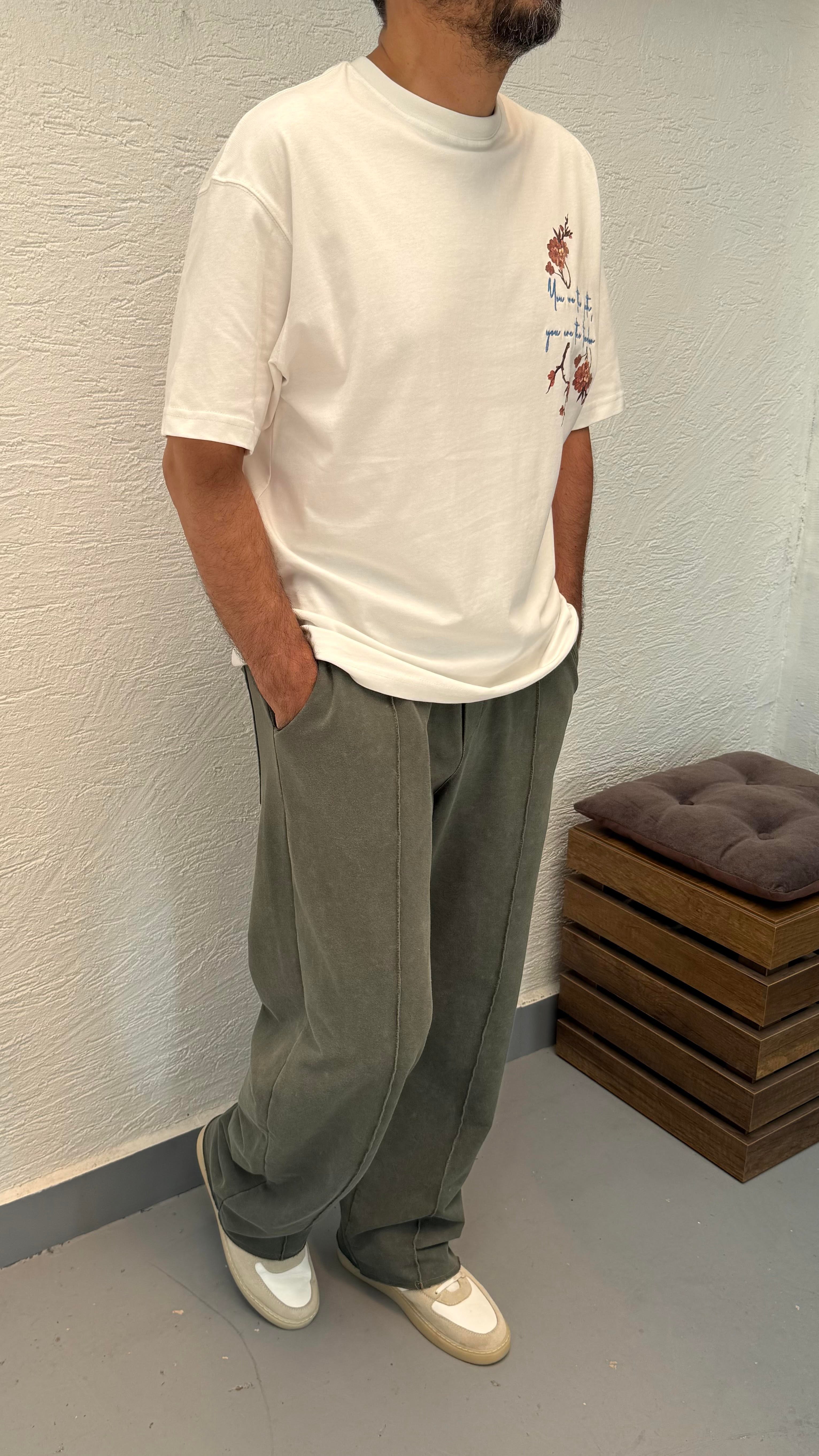 Baskı Nakış Detay Oversize Tshirt