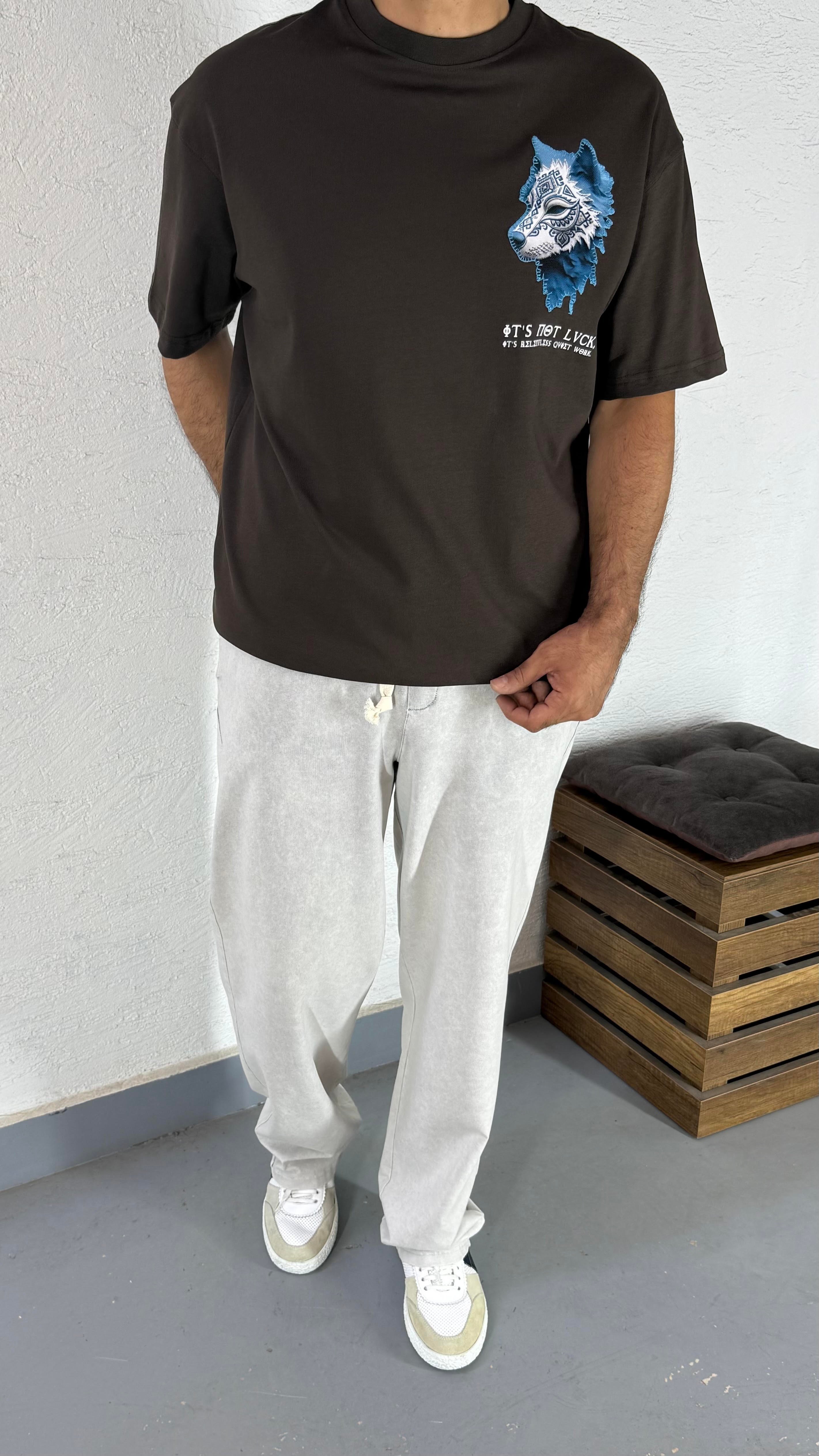 Baskı ve Nakış Detay Tshirt