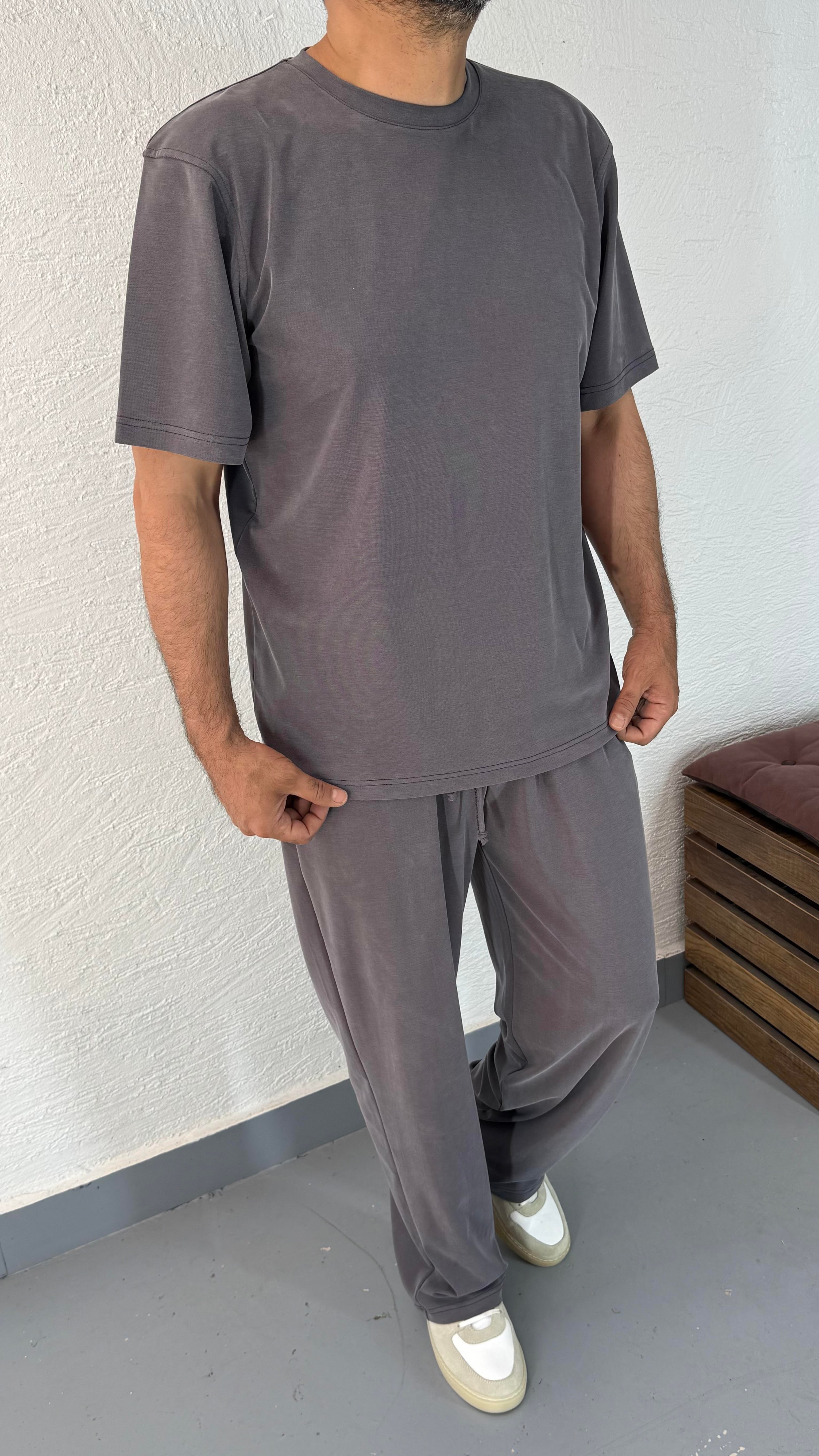 Cupra Oversize TShirt ve Baggy Bol Pantolon