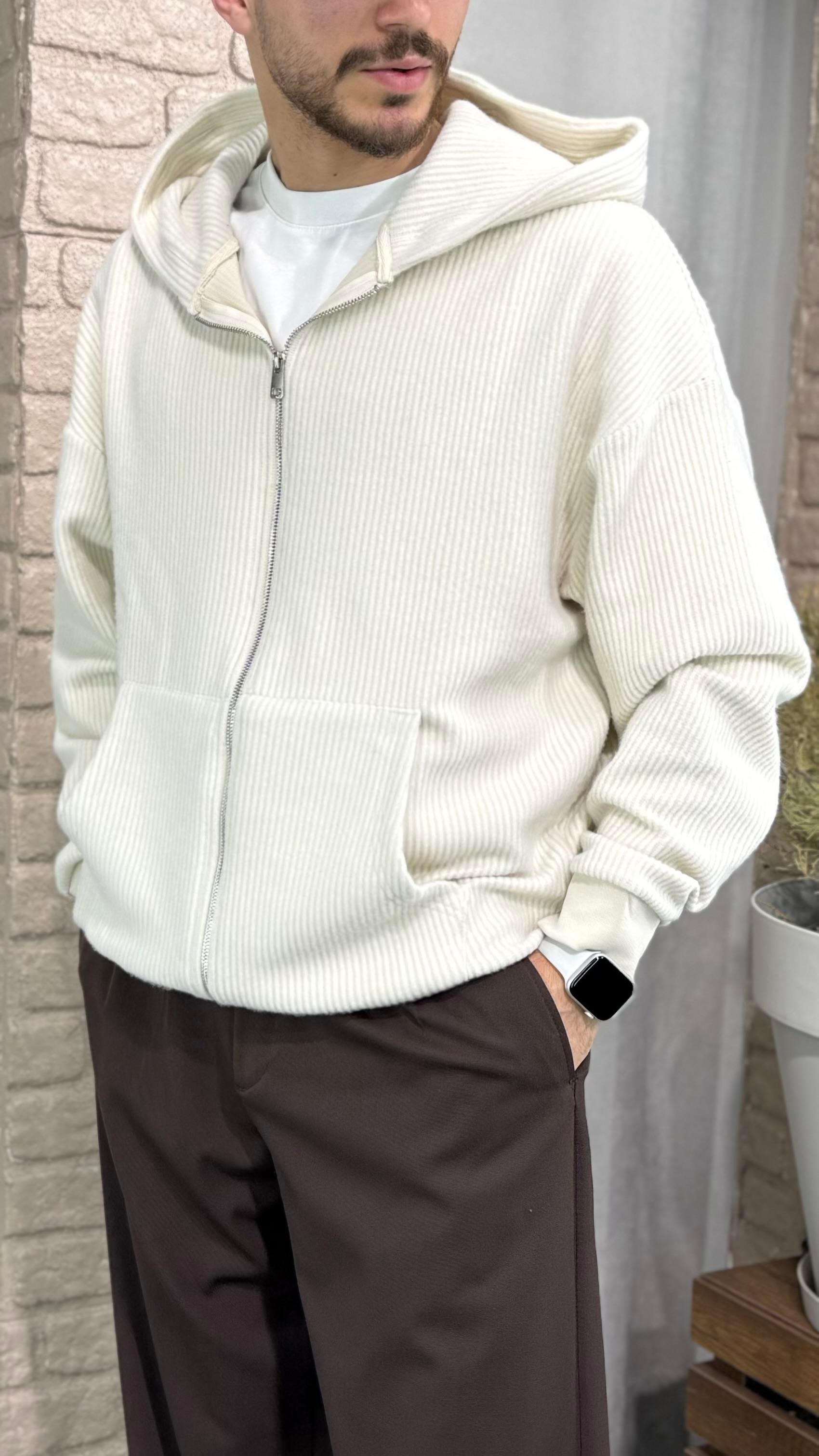 Kapüşonlu Krem Fermuarlı Selanik Kumaş Sweatshirt