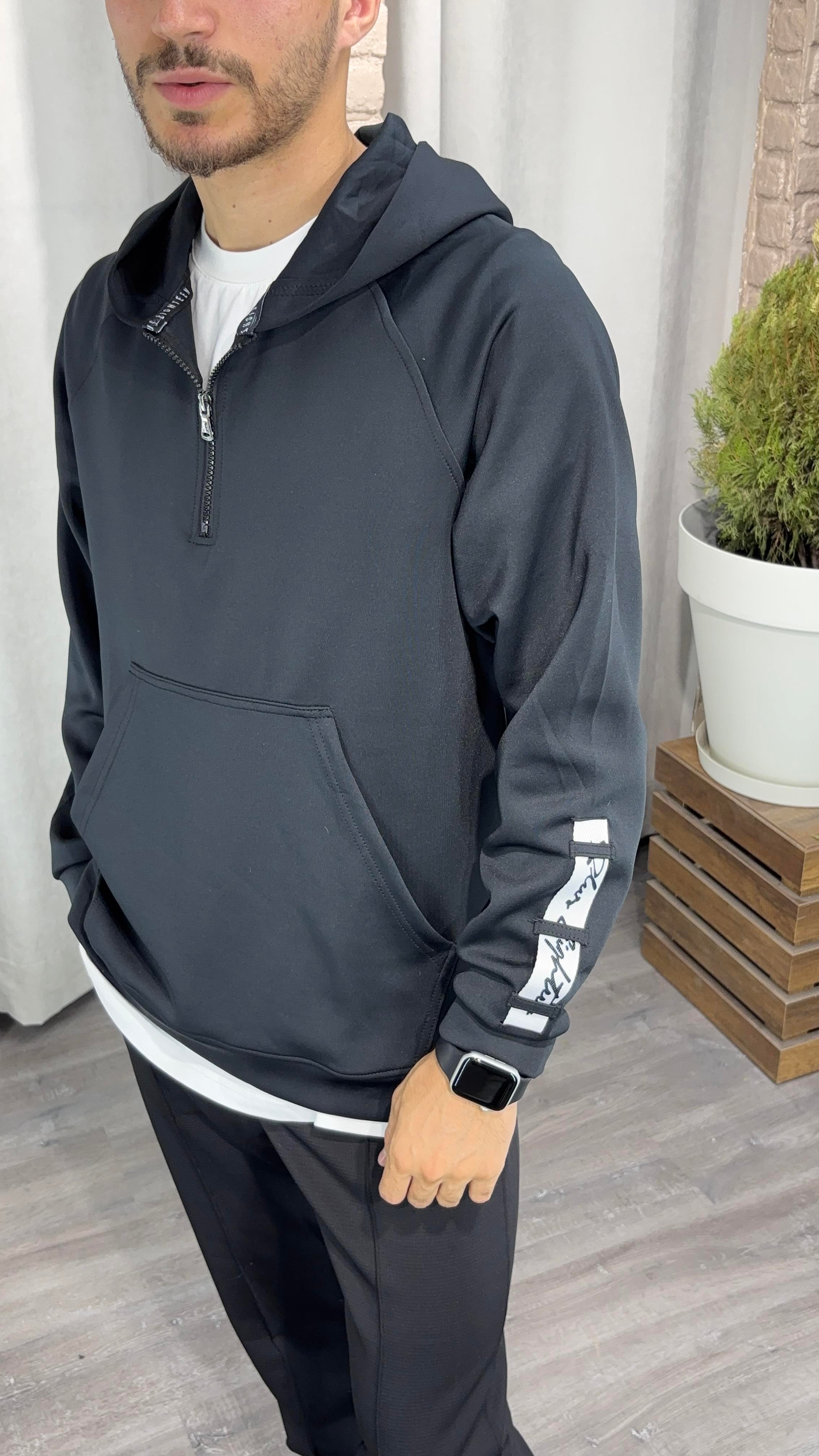 Kapuşonlu Sweatshirt