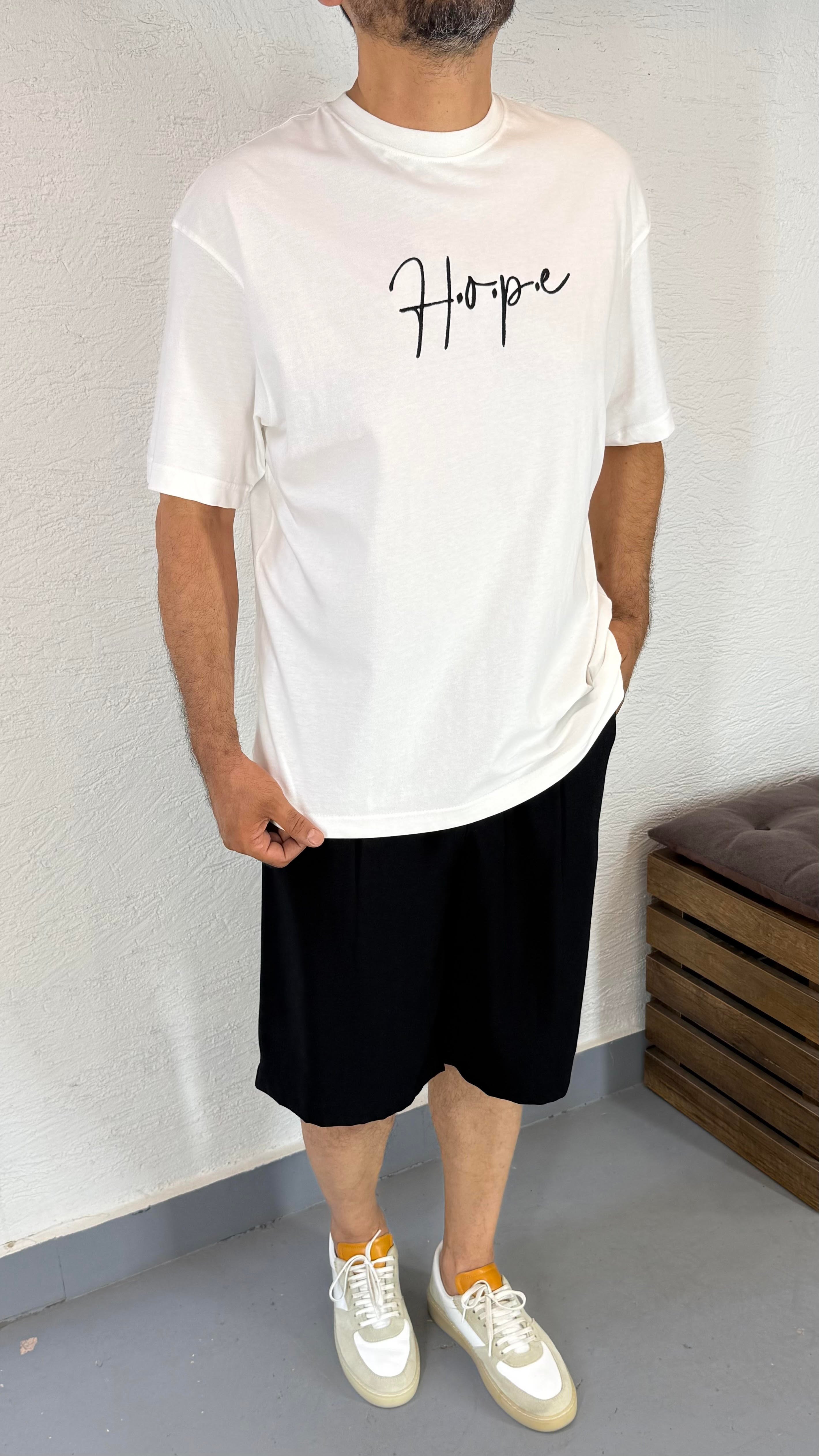 Nakış Ve Baskı Detay Tshirt