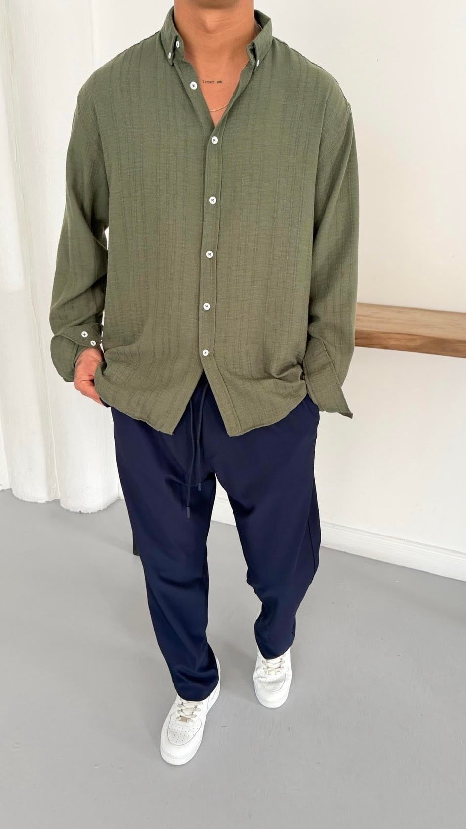 Oversize Nakış Detay Gömlek