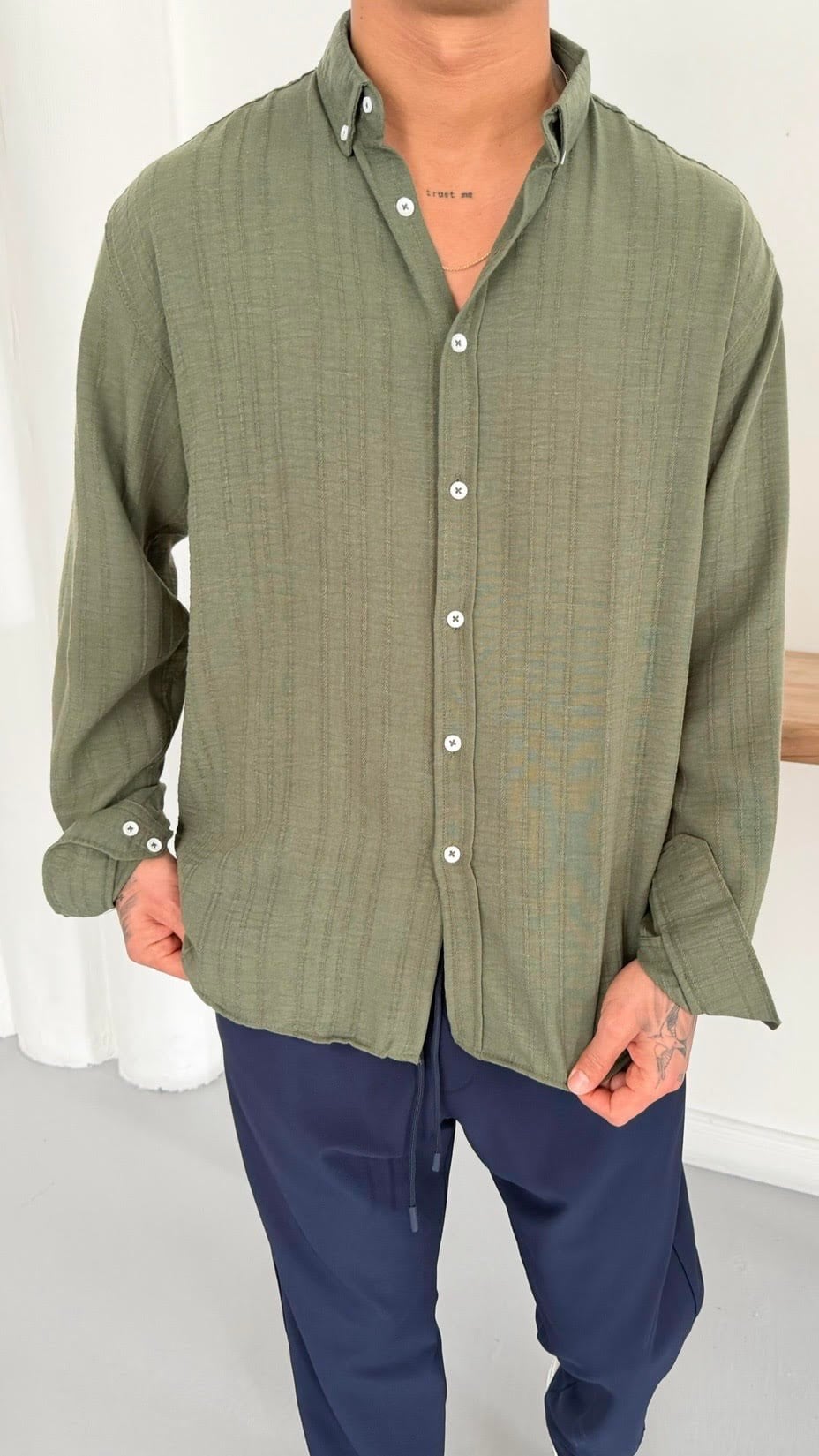 Oversize Nakış Detay Gömlek