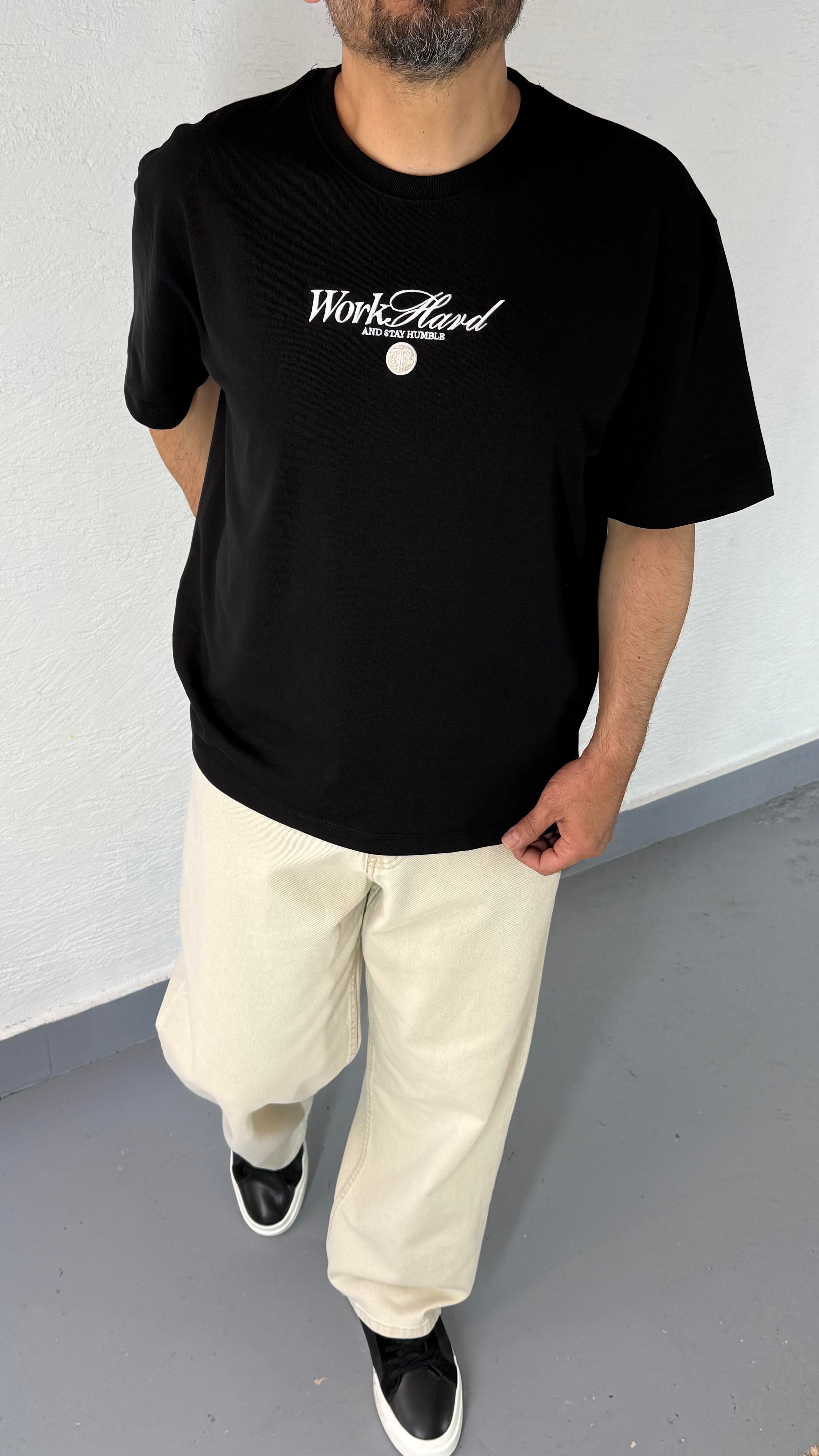 Oversize Nakış Ve Baskı Detay T-Shirt