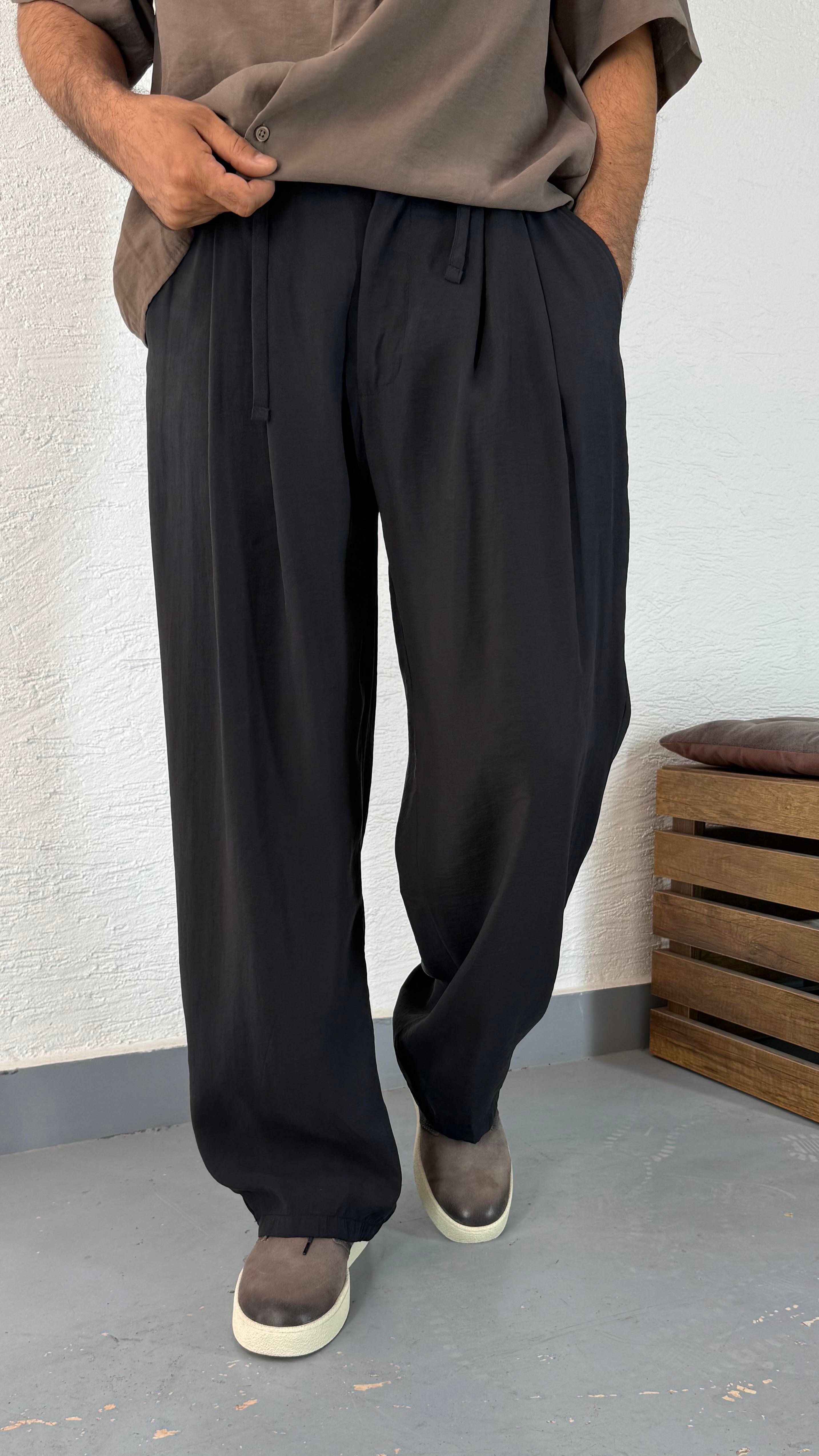 Tensel Bel Kemer ve İp Detay Pileli Baggy Pantolon