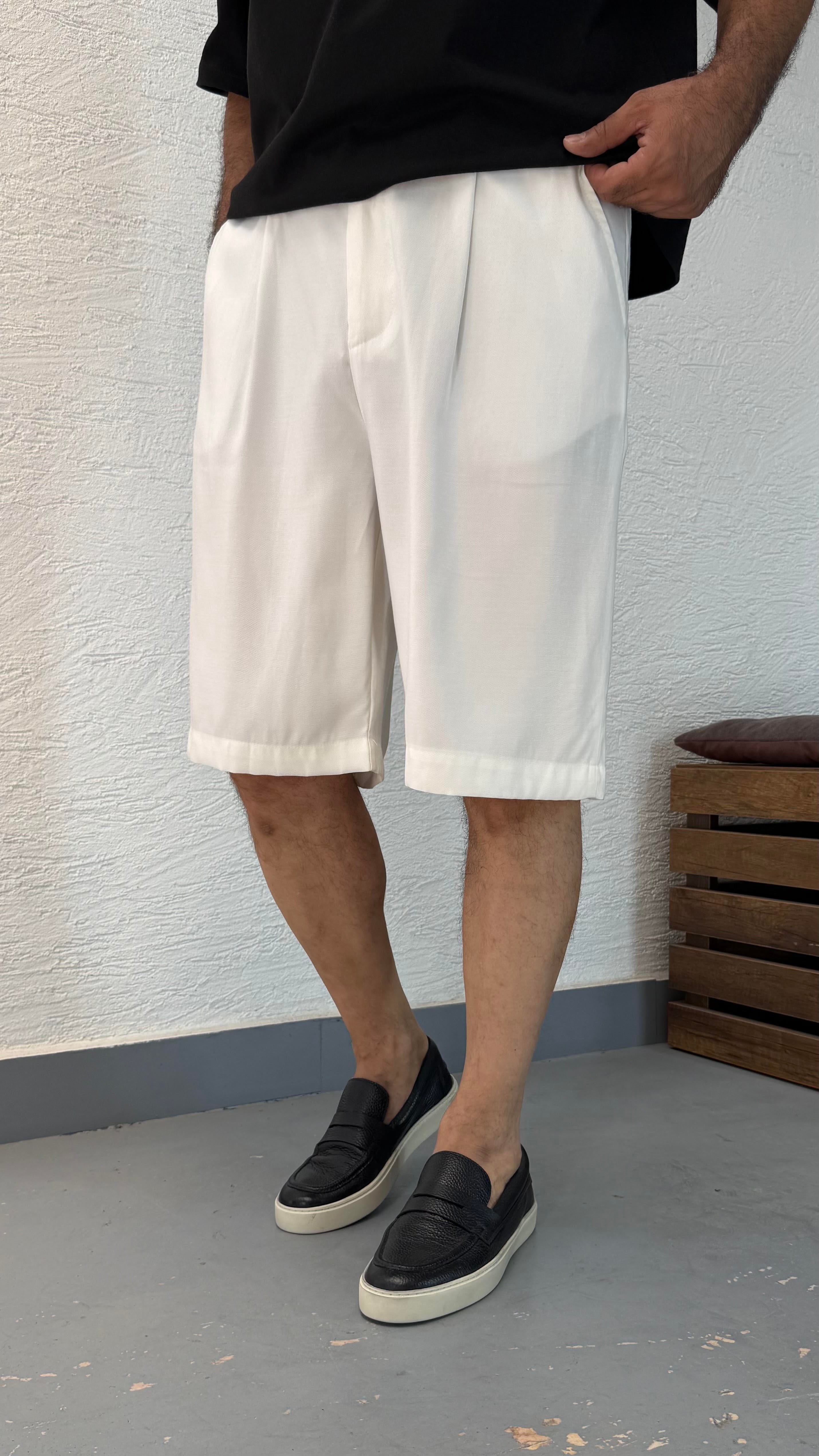 Tensel Kemerli Beyaz Şort
