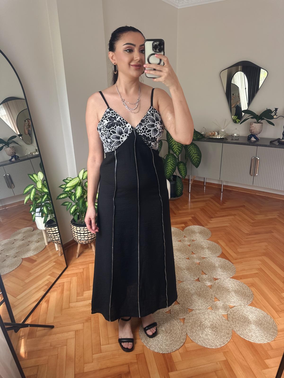 GÖĞÜS DETAYLI MİDİ ELBİSE