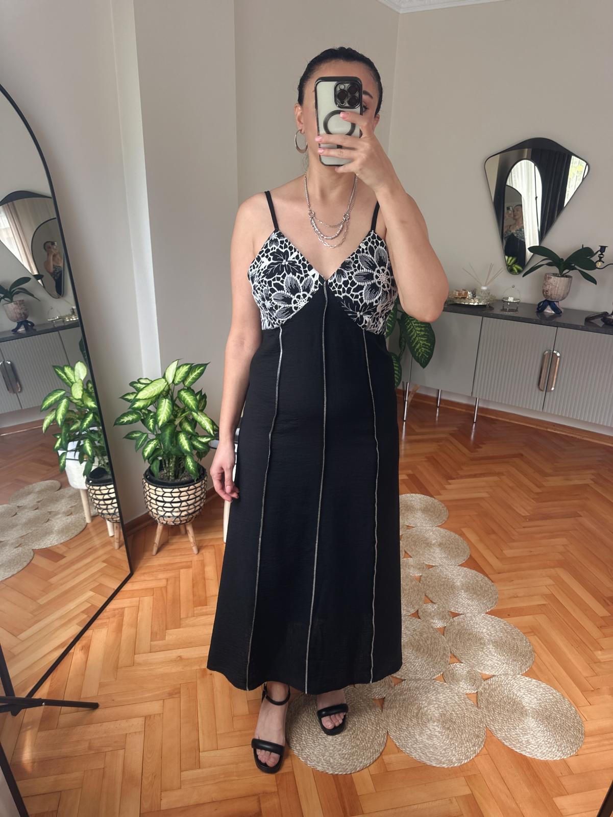 GÖĞÜS DETAYLI MİDİ ELBİSE