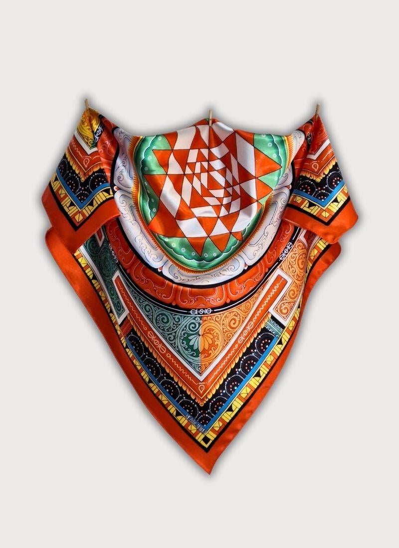 YANTRA BUDA DESENLİ SİYAH BEYAZ SATEN FULAR