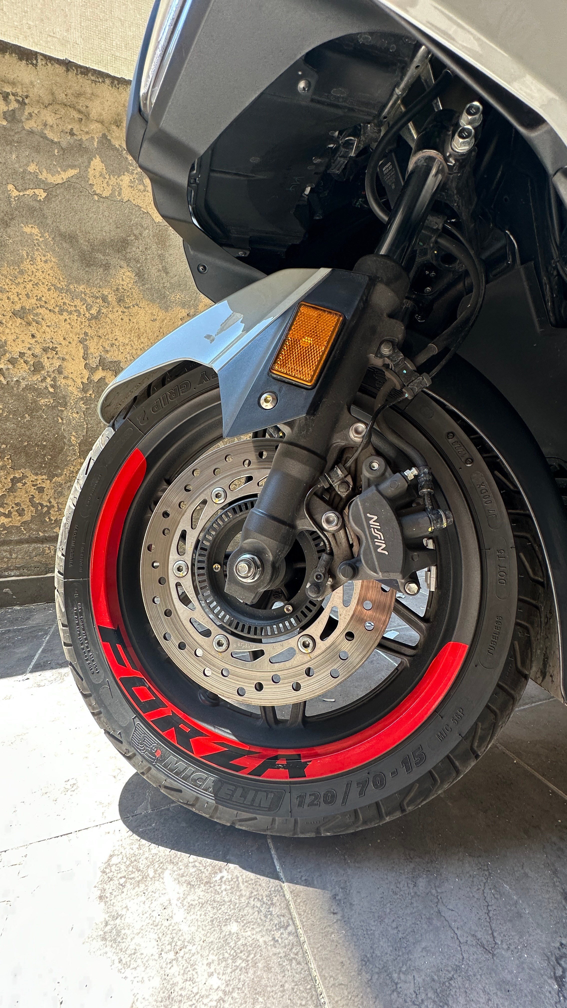 SVSTICKERWORKSHONDA FORZA YARIM JANT KAPLAMA FORZA YAZILI ETİKET STICKER MODELİHONDA FORZA YARIM JANT KAPLAMA FORZA YAZILI ETİKET STICKER MODELİJant Sticker