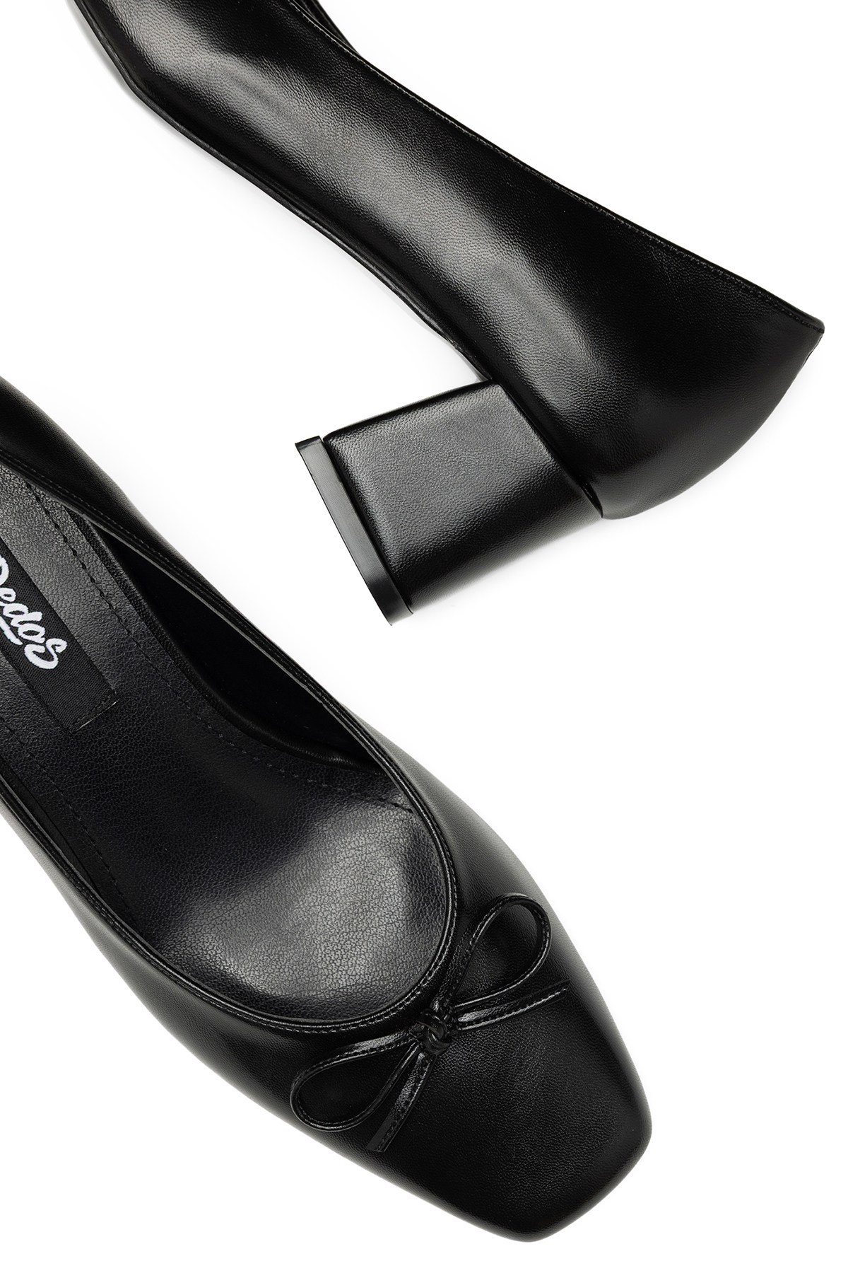 Kadın Siyah Küt Burun Kalın Topuklu Fiyonk Detaylı Rahat Stiletto Ayakkabı