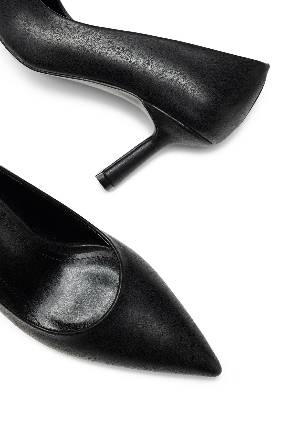Kadın Yüksek Topuklu Sivri Burun Düz Stiletto Siyah Cilt  Ayakkabı