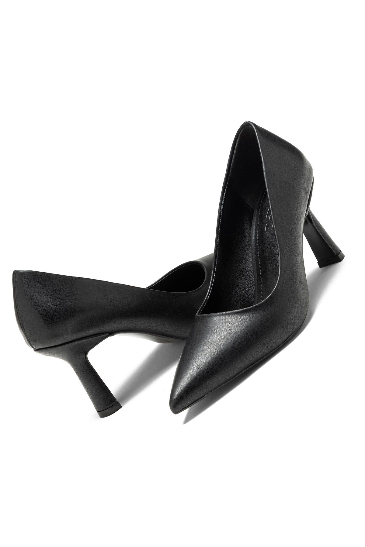 Kadın Yüksek Topuklu Sivri Burun Düz Stiletto Siyah Cilt  Ayakkabı