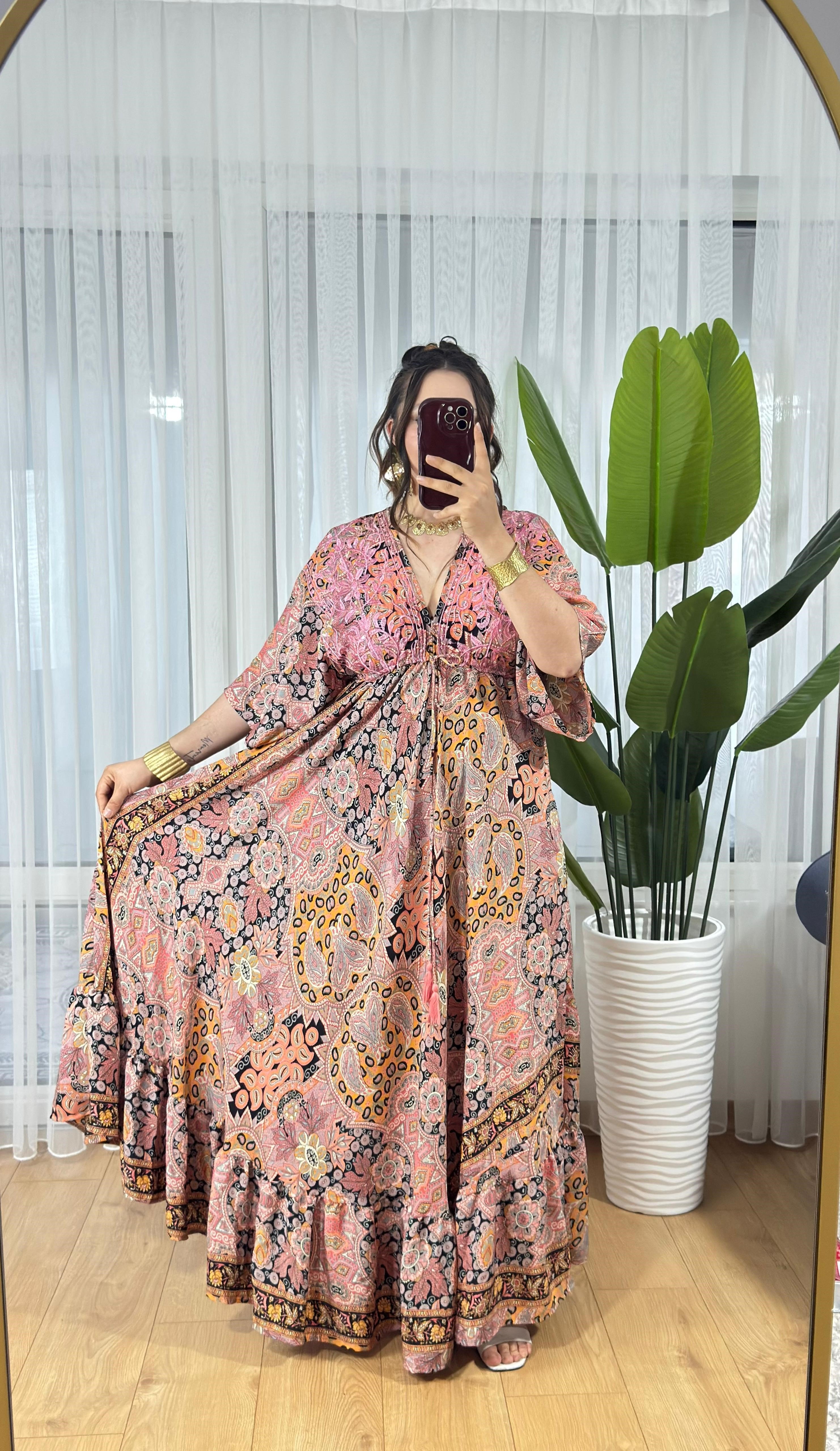 İpek Nakışlı Kaftan Elbise -31