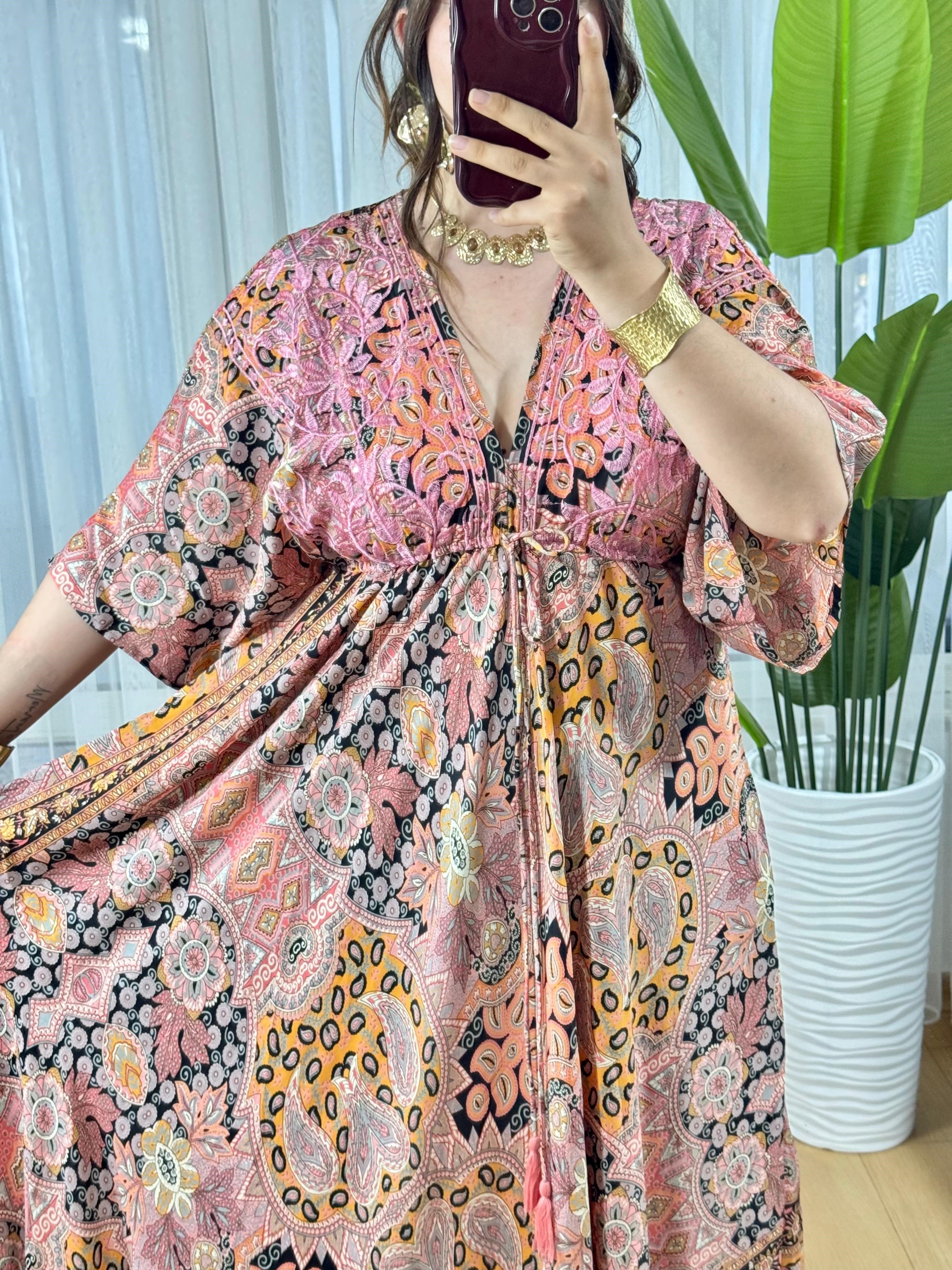 İpek Nakışlı Kaftan Elbise -31