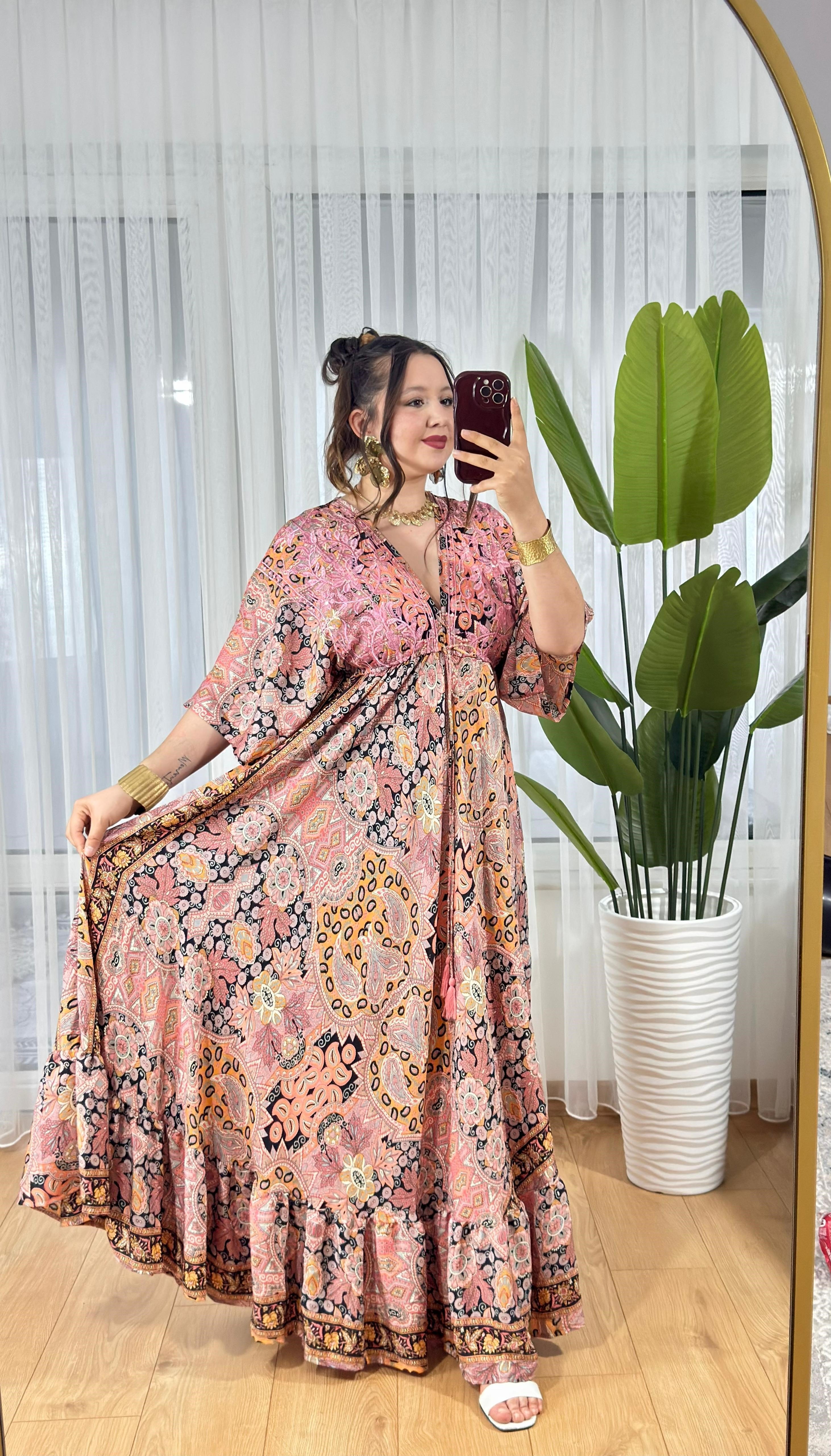 İpek Nakışlı Kaftan Elbise -31