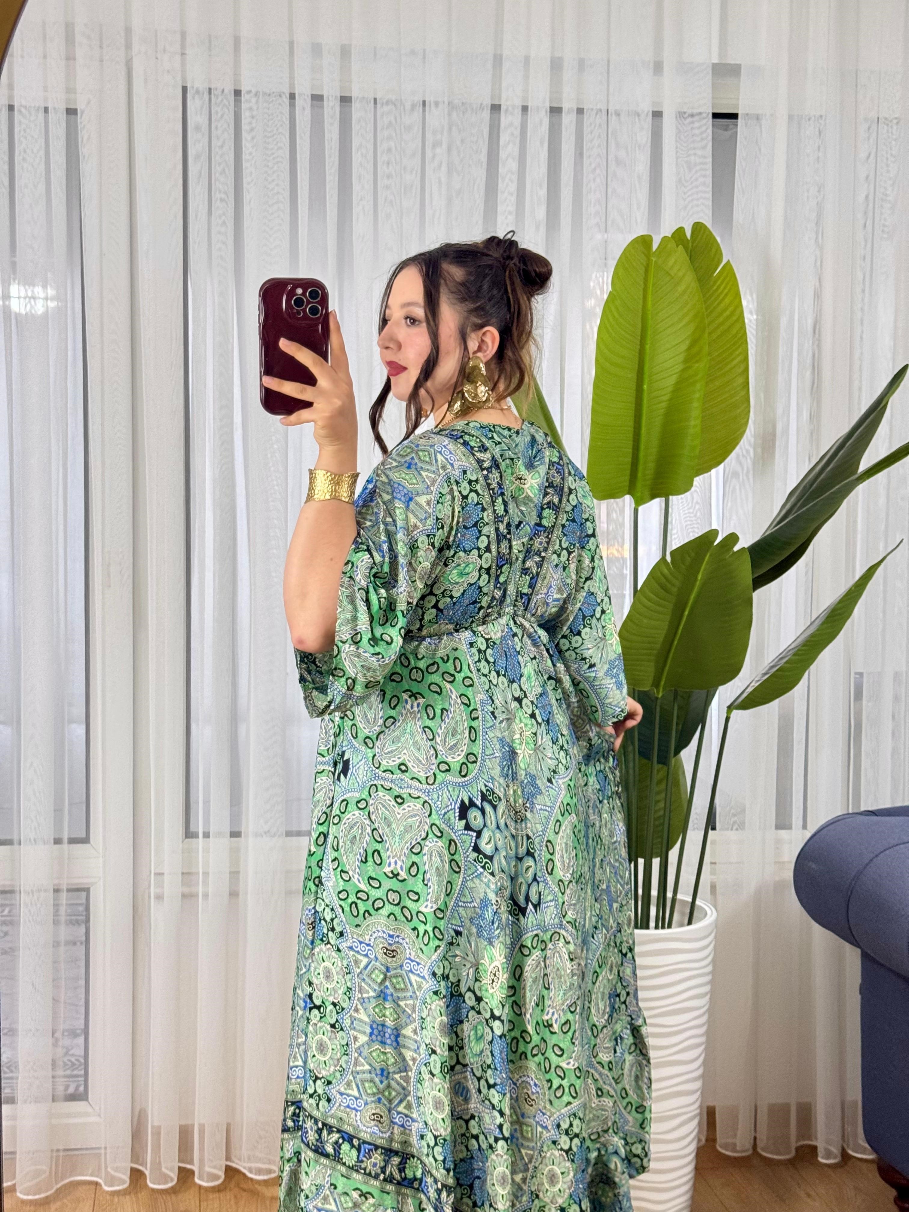 İpek Nakışlı Kaftan Elbise -32