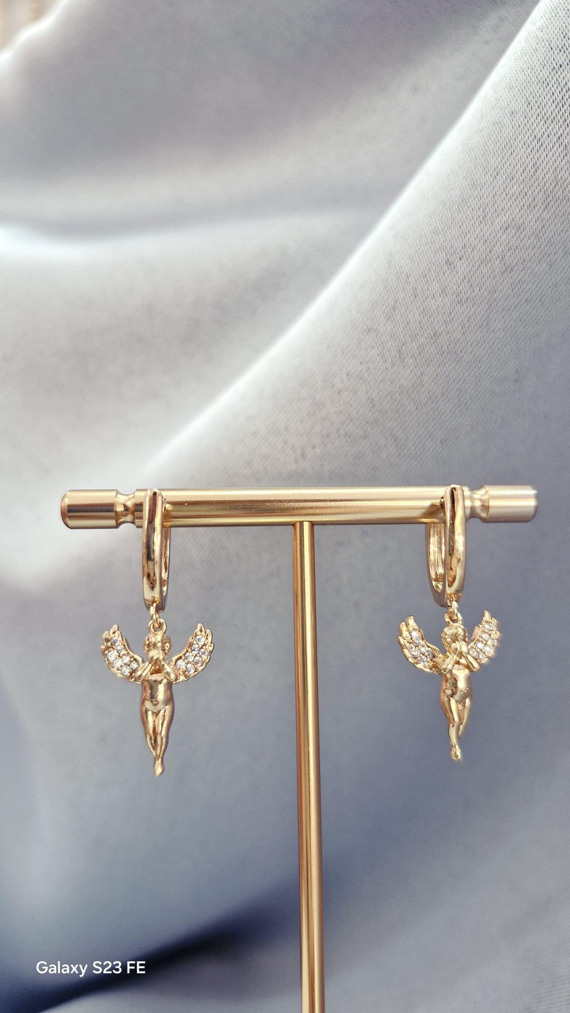 MÜNA GOLD KÜPE