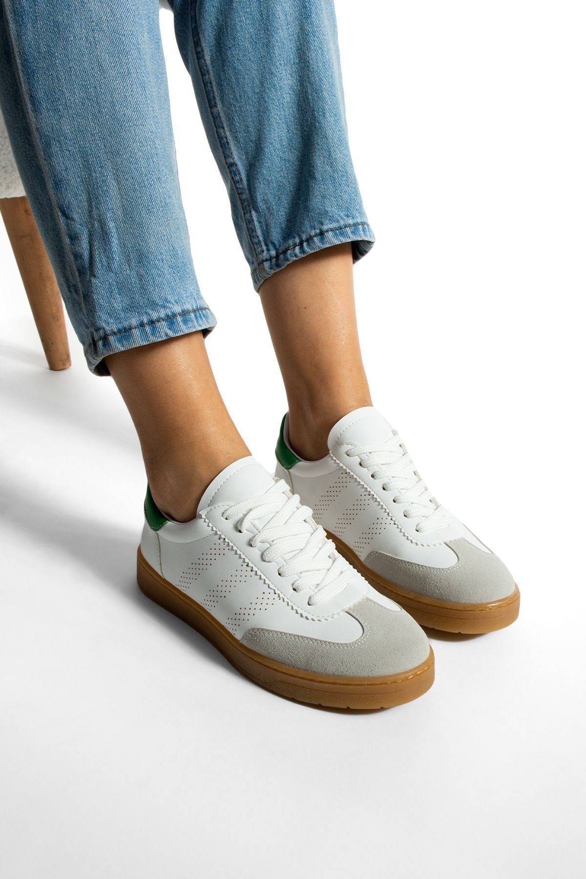 Beyaz-Yeşil Kadın Logo Detaylı Spor Ayakkabı Kadın Sneakers