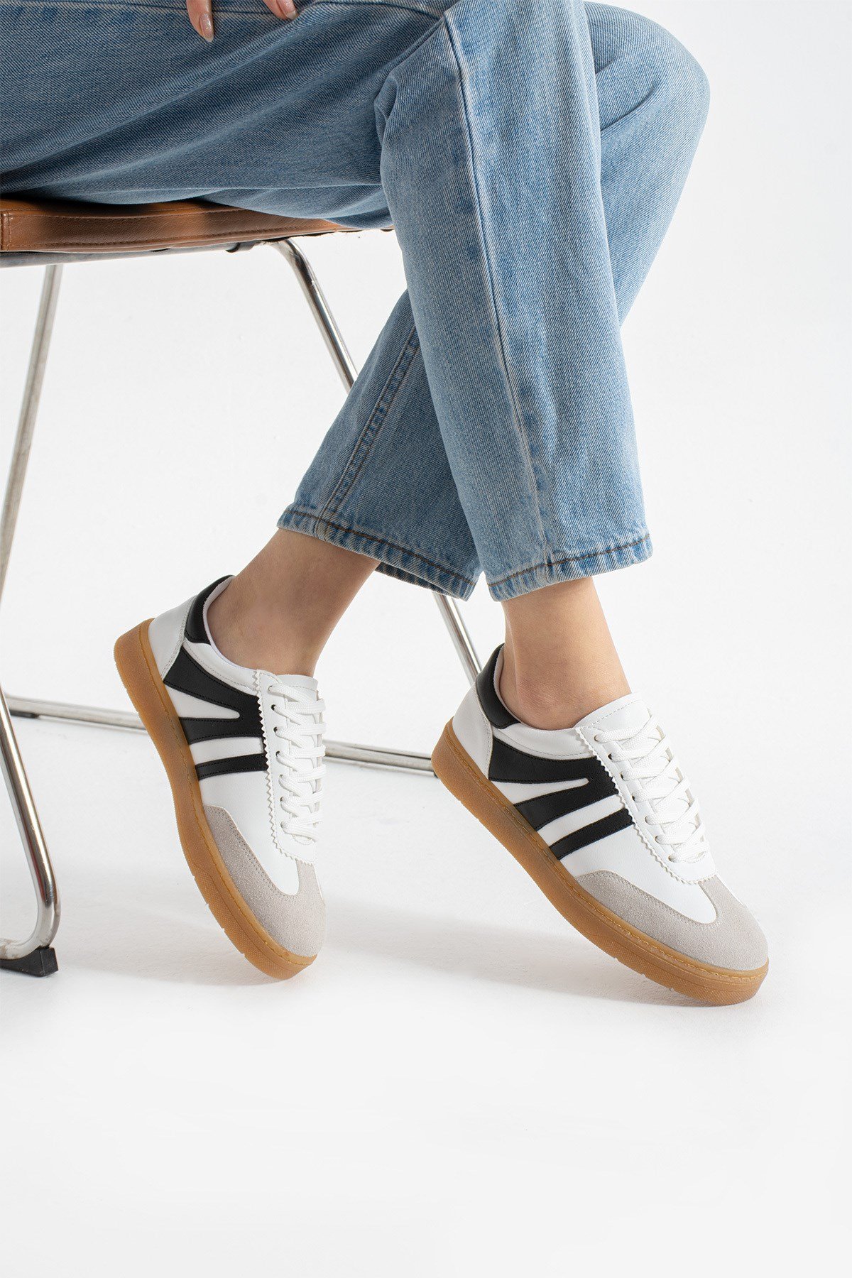 Kadın Sneaker Bağcıklı Rahat Düz Ortopedik Taban Günlük Spor Ayakkabı Beyaz