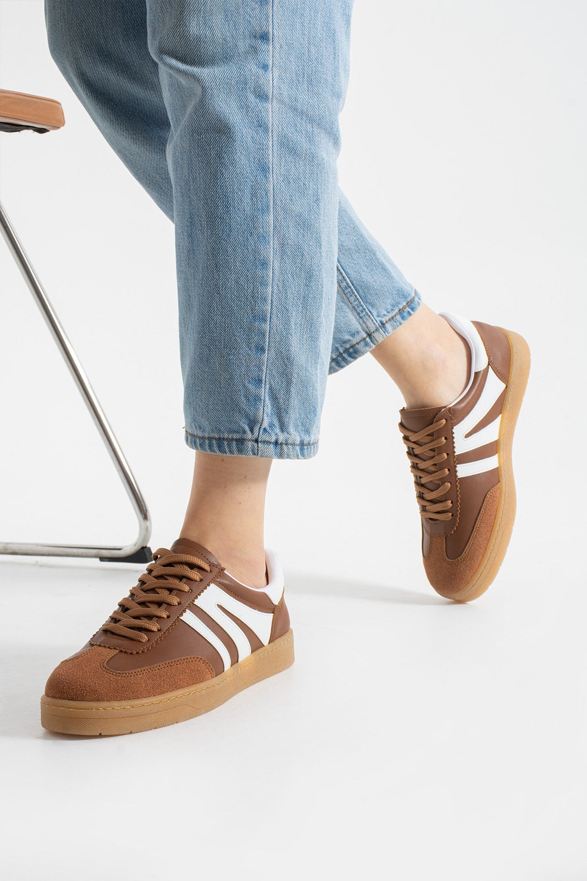Kadın Sneaker Bağcıklı Rahat Düz Ortopedik Taban Günlük Spor Ayakkabı Taba