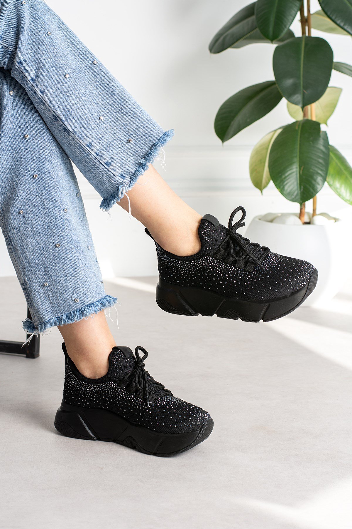 Siyah-Siyah Işıltılı Taş Detaylı - Günlük Kadın Sneaker Bağcıklı Triko Esnek Hafif Ve Kalın Spor Ayakkabı