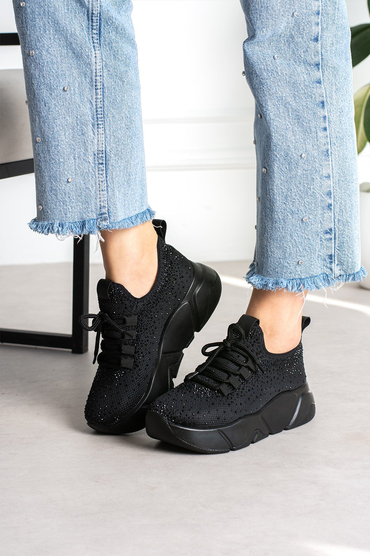 Siyah- Siyah Taşlı Premium Kadın Sneaker Kalın Taban Triko Şık Spor Ayakkabı