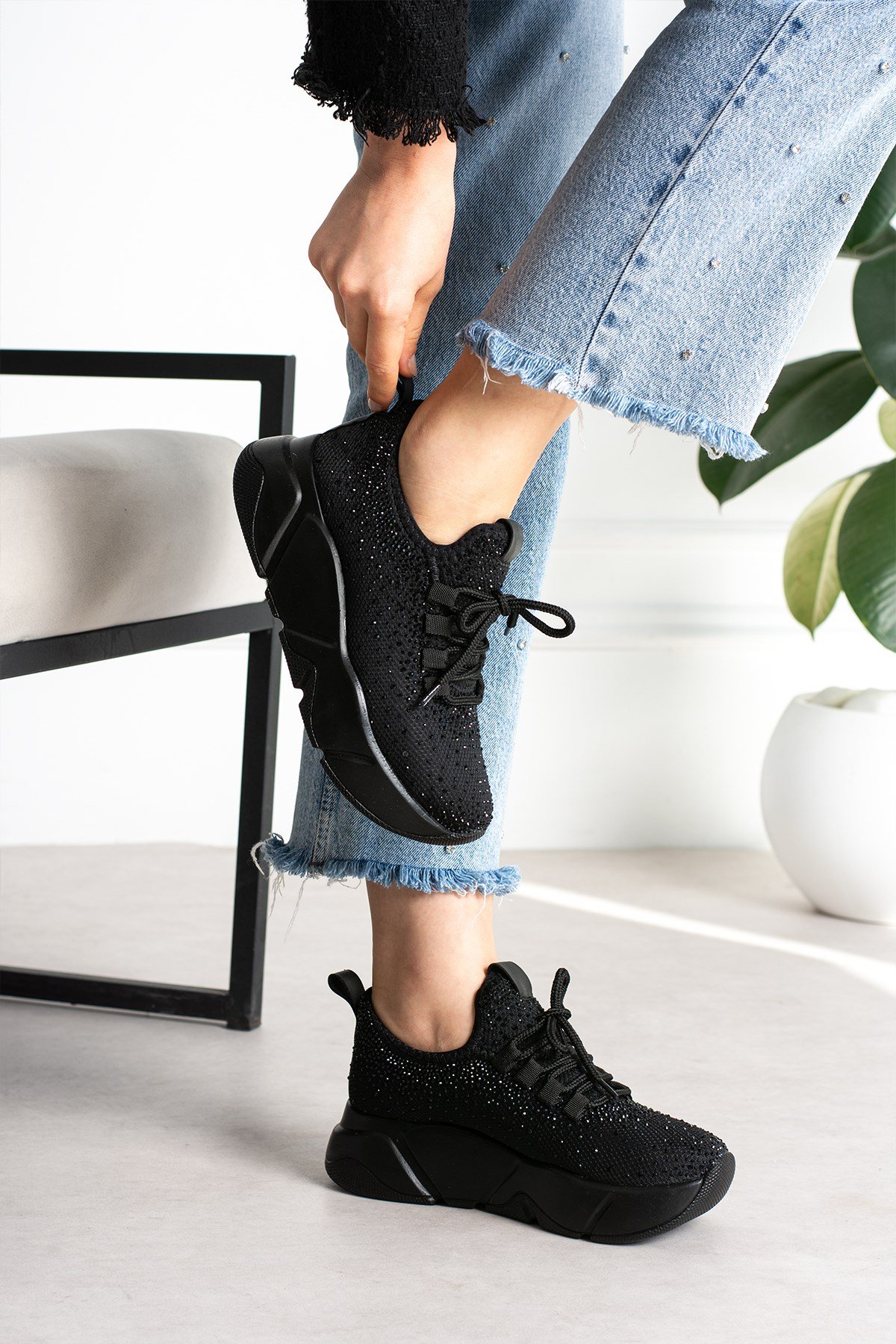 Siyah- Siyah Taşlı Premium Kadın Sneaker Kalın Taban Triko Şık Spor Ayakkabı