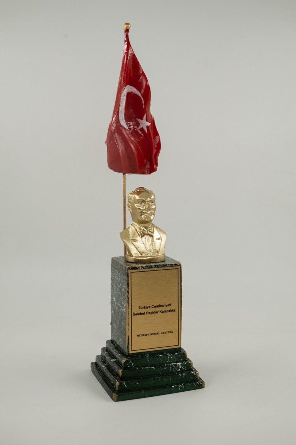 ataturk-bayrakli-bust-heykel-662a-4.jpg